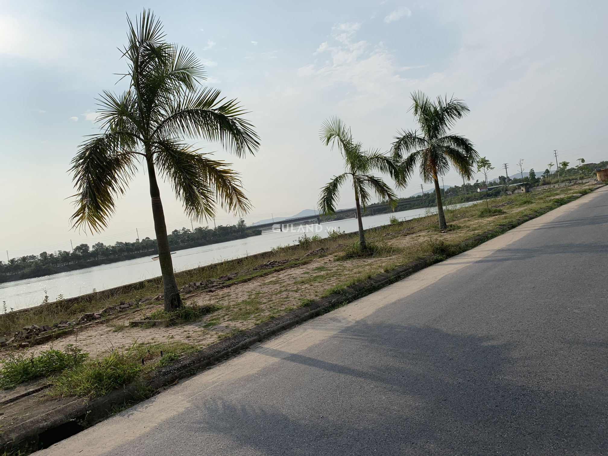 BÁN ĐẤT THỔ CƯ SÁT BÊN CẠNH KĐT TÂY SÔNG TRỚI