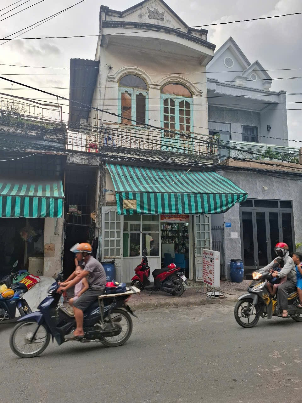 NHÀ ĐẸP – GIÁ TỐT –  BÁN GẤP NHÀ Tại Phường Bình Hòa, Thuận An, Bình Dương