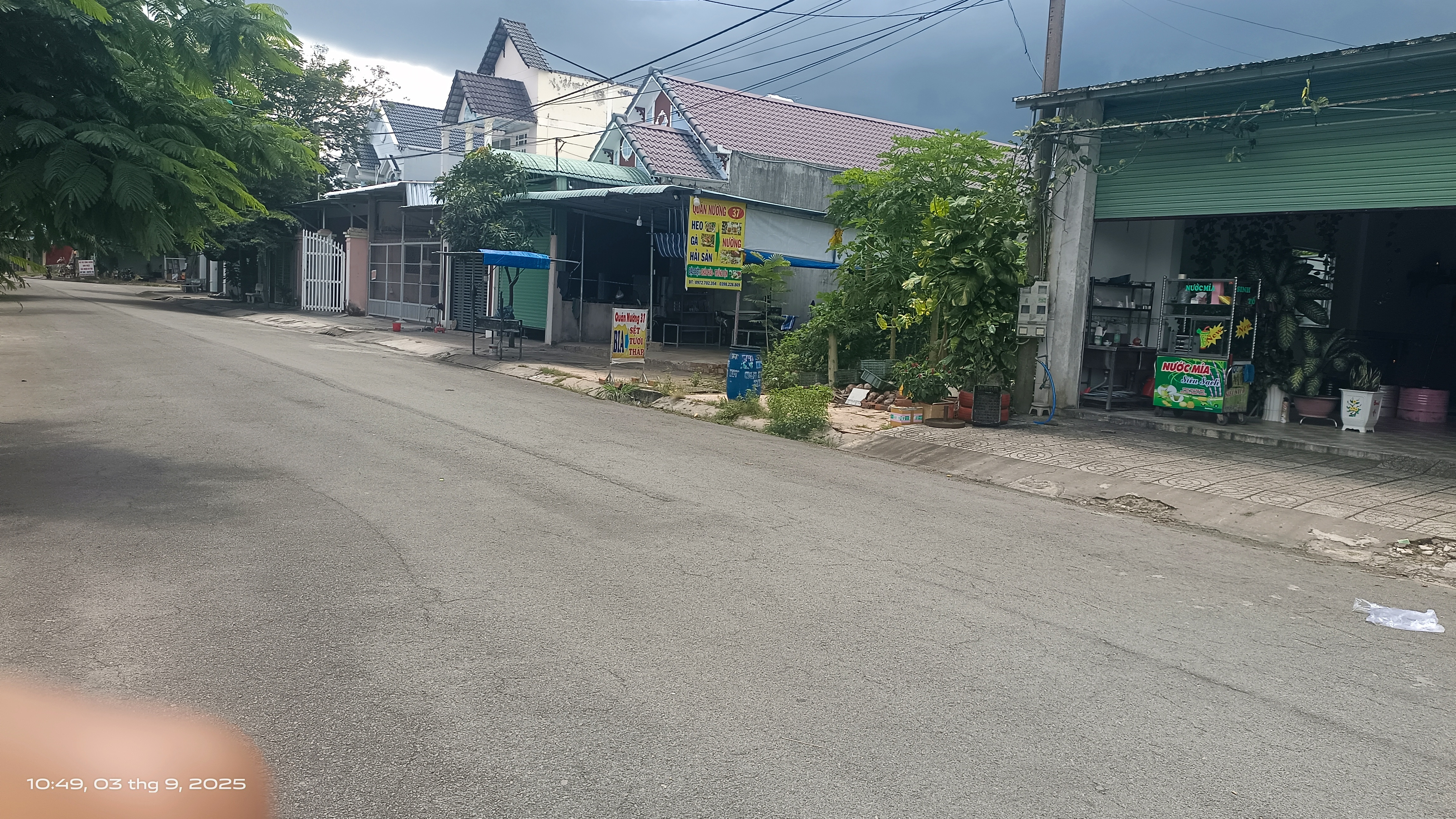 Cần tiền bán lỗ
