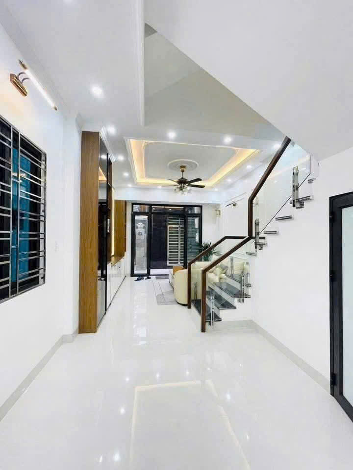 Nhà 3 tầng xây mới tiện ích bao quanh bãi đỗ xe, chợ, trường tại An Dương 1, An Đồng, An Dương