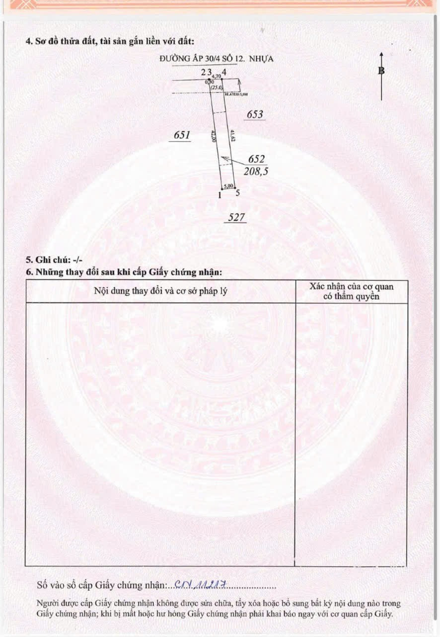 Bán lô đất 208m2 có sẵn 100m2 thổ cư ngay trung tâm xã An Long TpHCM giá chỉ 700tr