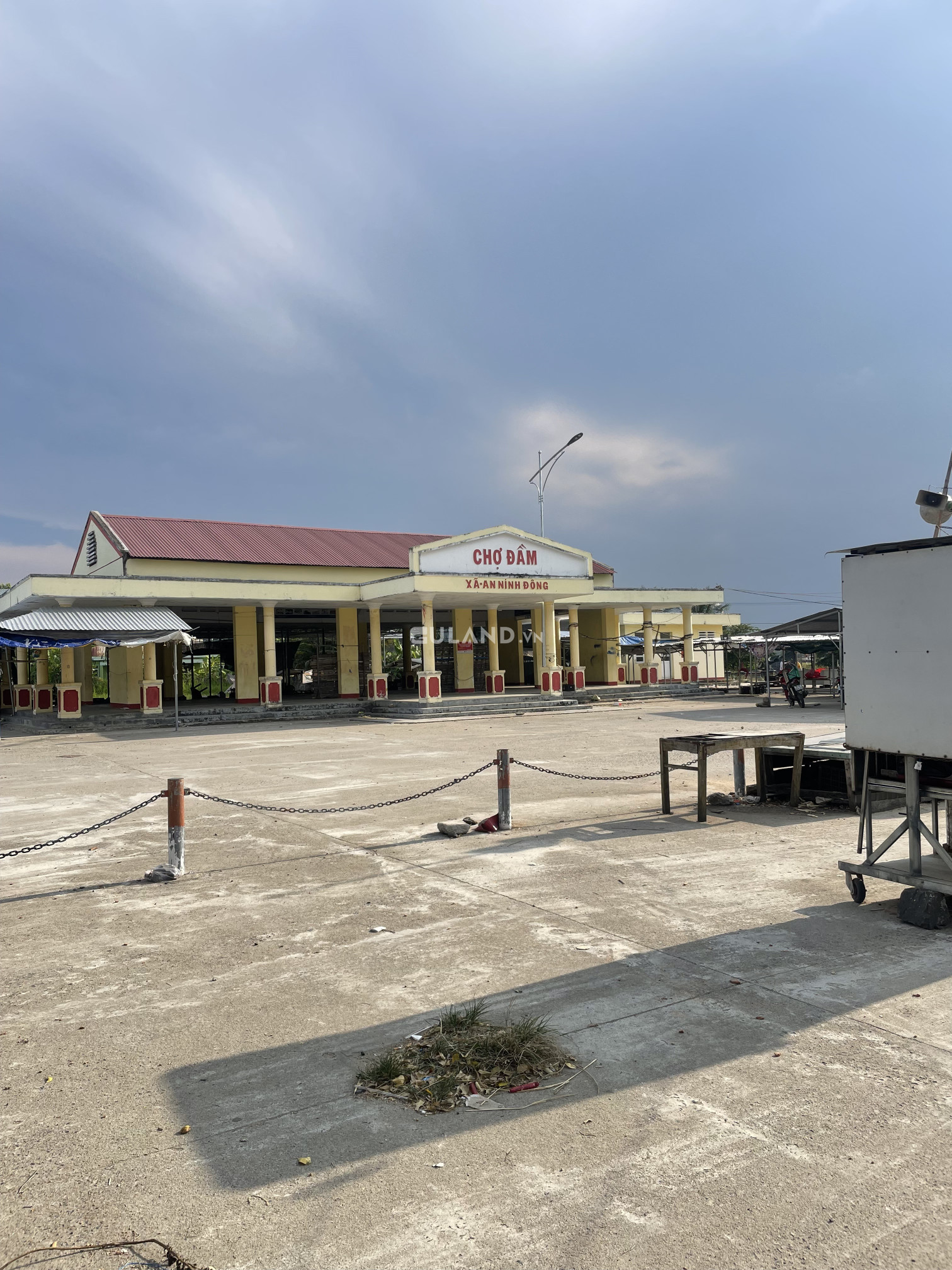 Bán nhà đối diện chợ Đầm - An Ninh Đông Trục chính ra Đá Đĩa- Vị trí đắc địa kinh doanh 8m ngang nở hậu. Tổng diện tích 260m  Giá nhỉnh hơn 3tỷ xíu . Thương lượng chính chủ. ⭐️ 𝐁𝐃𝐒 𝐓𝐔𝐘 𝐀𝐍- 𝐏𝐇𝐔́ 𝐘𝐄̂𝐍 👉 𝐍𝐡𝐚̣̂𝐧 𝐊𝐲́ 𝐆𝐮̛̉𝐢-𝐌𝐮𝐚 𝐁𝐚́𝐧 𝐁𝐃𝐒 𝐓𝐔𝐘 𝐀𝐍 👉 𝐇𝐨̂̃ 𝐓𝐫𝐨̛̣ 𝐆𝐢𝐚̂