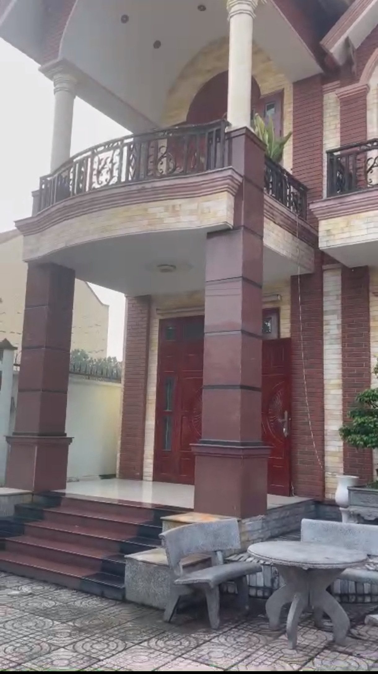 Bán gấp nhà 2 tầng 5PN dt đất 384m² full thổ cư ngang 12m giá 7.5 tỷ tại Xã An Phước Long Thành Đồng Nai