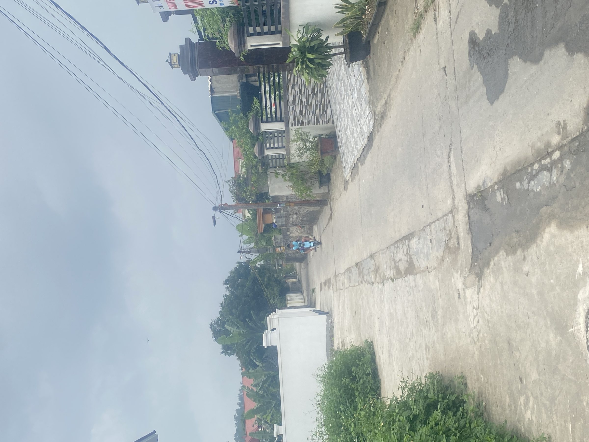 Chào bán 1 lô 73m2 đường thông tại An Sơn . Hiếm có khó tìm 
Dt:73-75m
Hướng : TB
Giá :7xx
Lh 0898266583