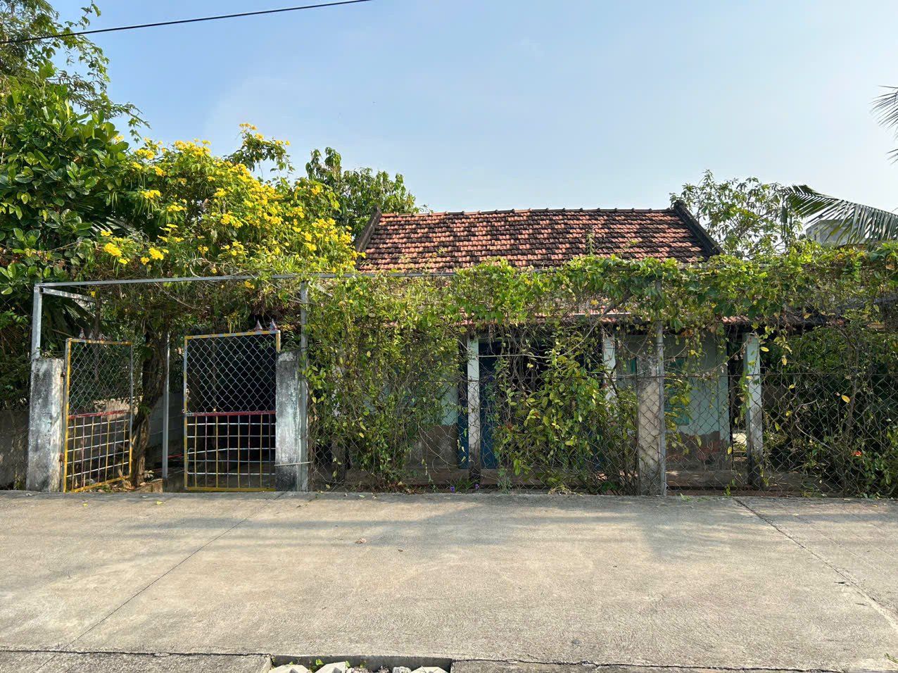 Bán đất 296m² ngang 16m giá 2.4 tỷ tại Xã An Thới Đông
