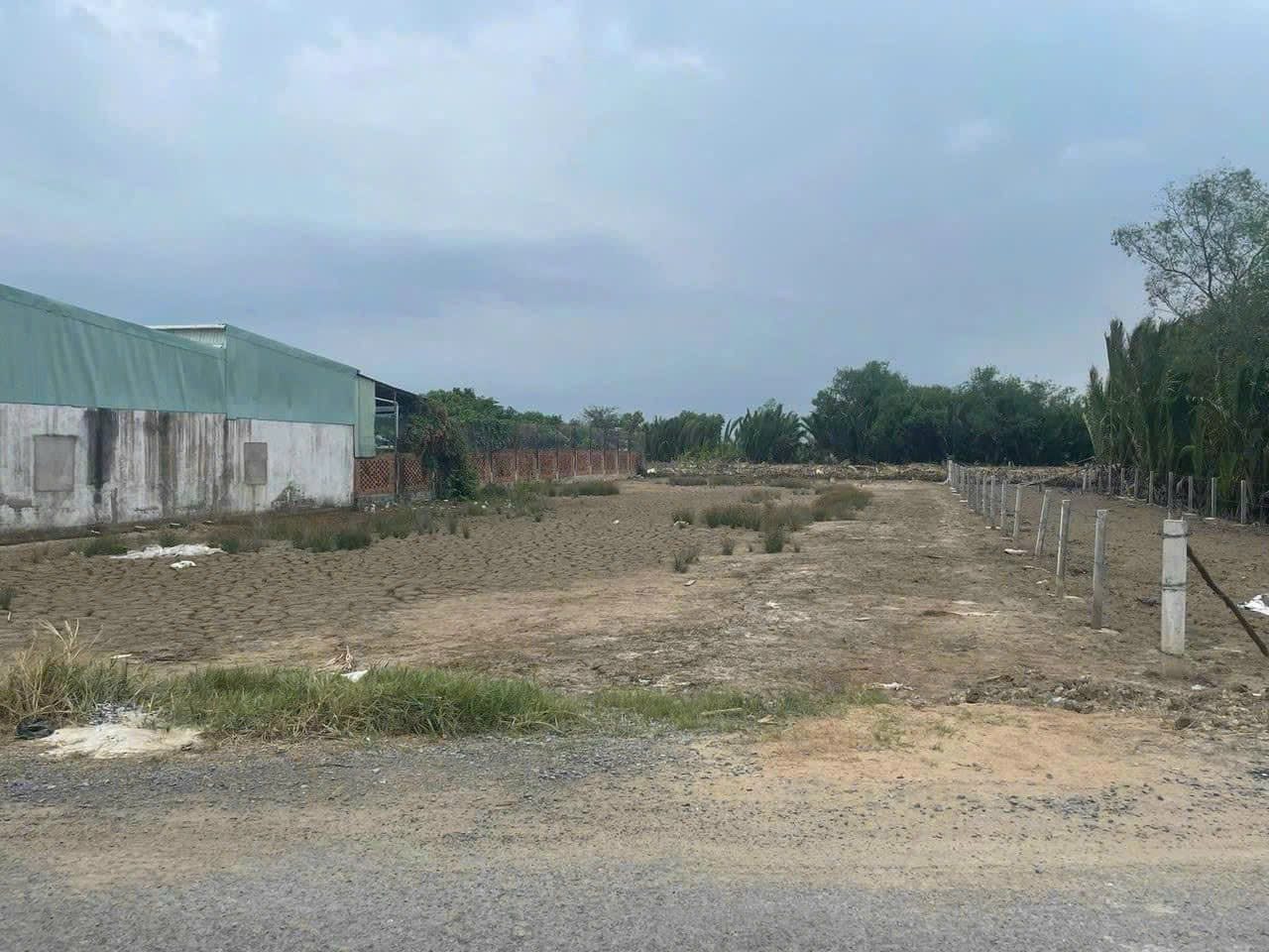 Bán đất 1213m² có sẵn 645m² thổ cư ngang 22x65m giá 30.33 tỷ tại Xã An Thới Đông