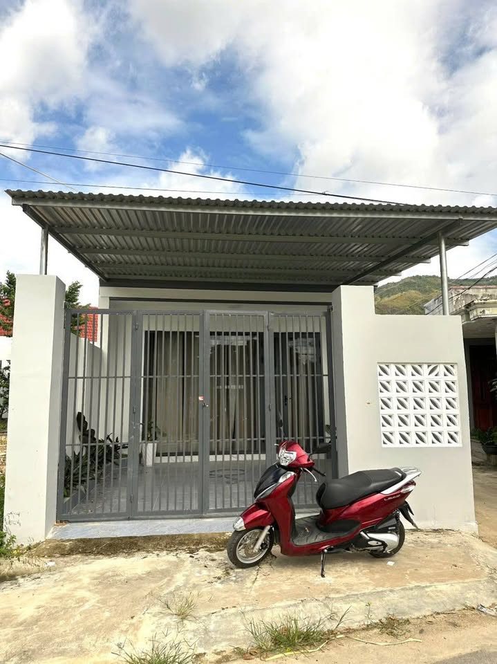 Bán căn nhà phường An Tịnh chỉ 950tr đang cho thuê 3tr/ tháng