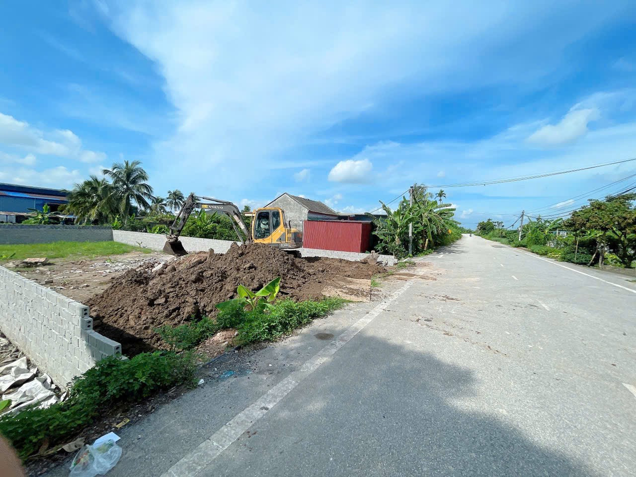 4/3/2026.Bán đất 504m² ngang 12,1m . mặt đường nhựa 7m. giá 5,55tỷ Xã An Trường(Bát Trang) liên hệ 0362558882