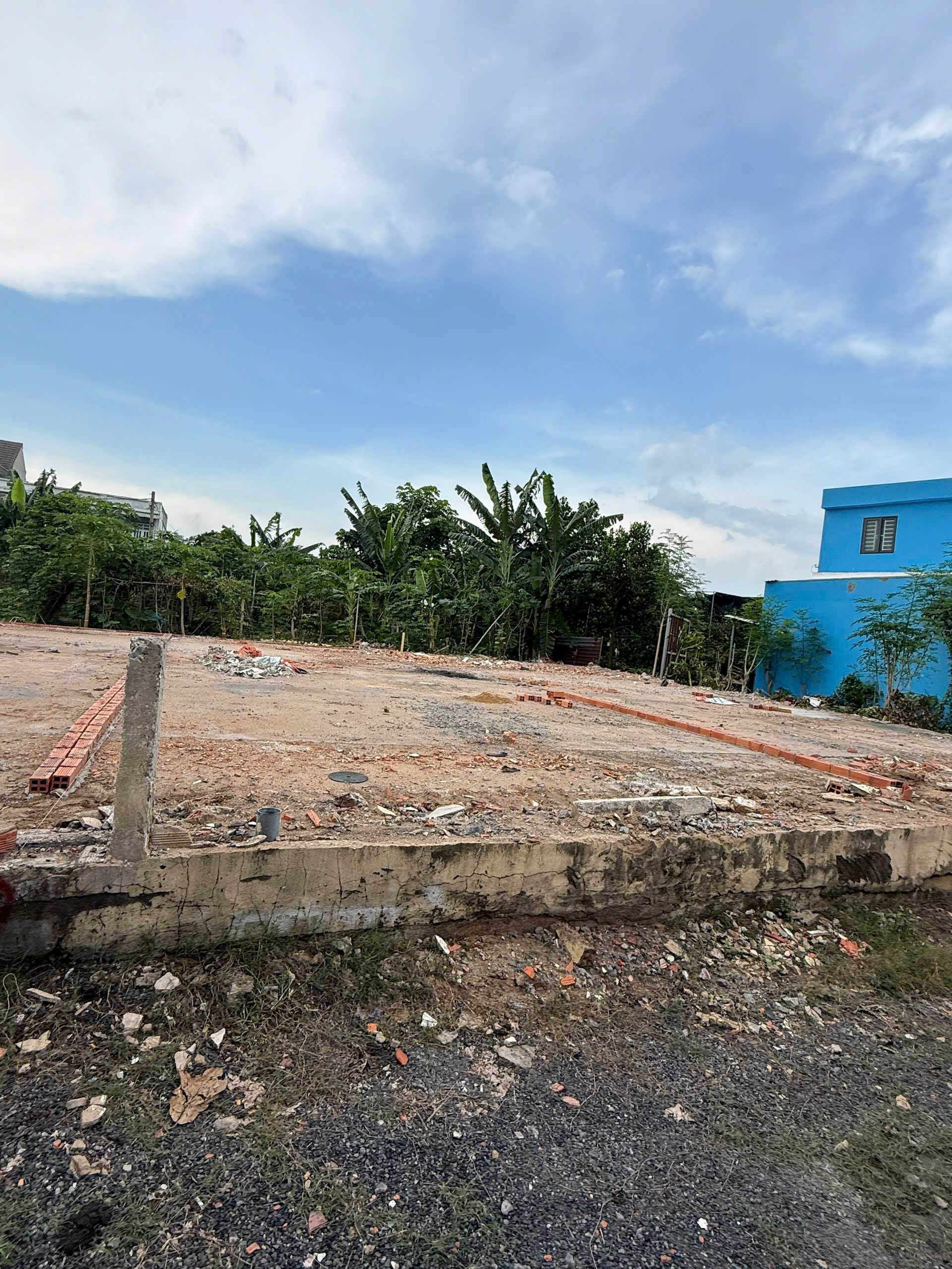 Mấy lô đất F0 1 sẹc Dương Công Khi vào 50m diện tích 6.2x15m giá rẻ mã 003