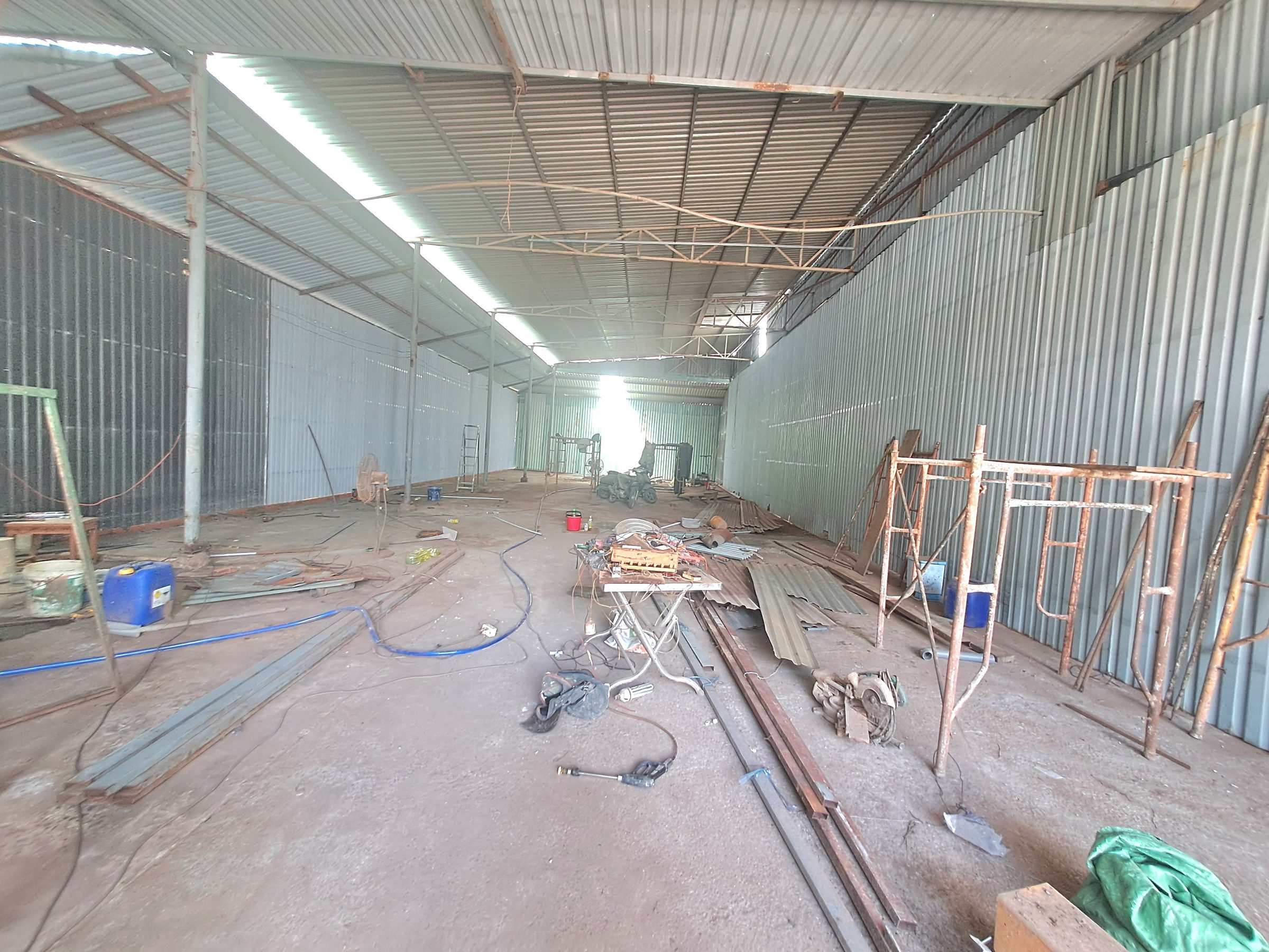 Cho thuê Kho, nhà xưởng 400m2 giá 18 triệu/tháng,đường tải 10 tấn. Thích hợp đa ngành nghề