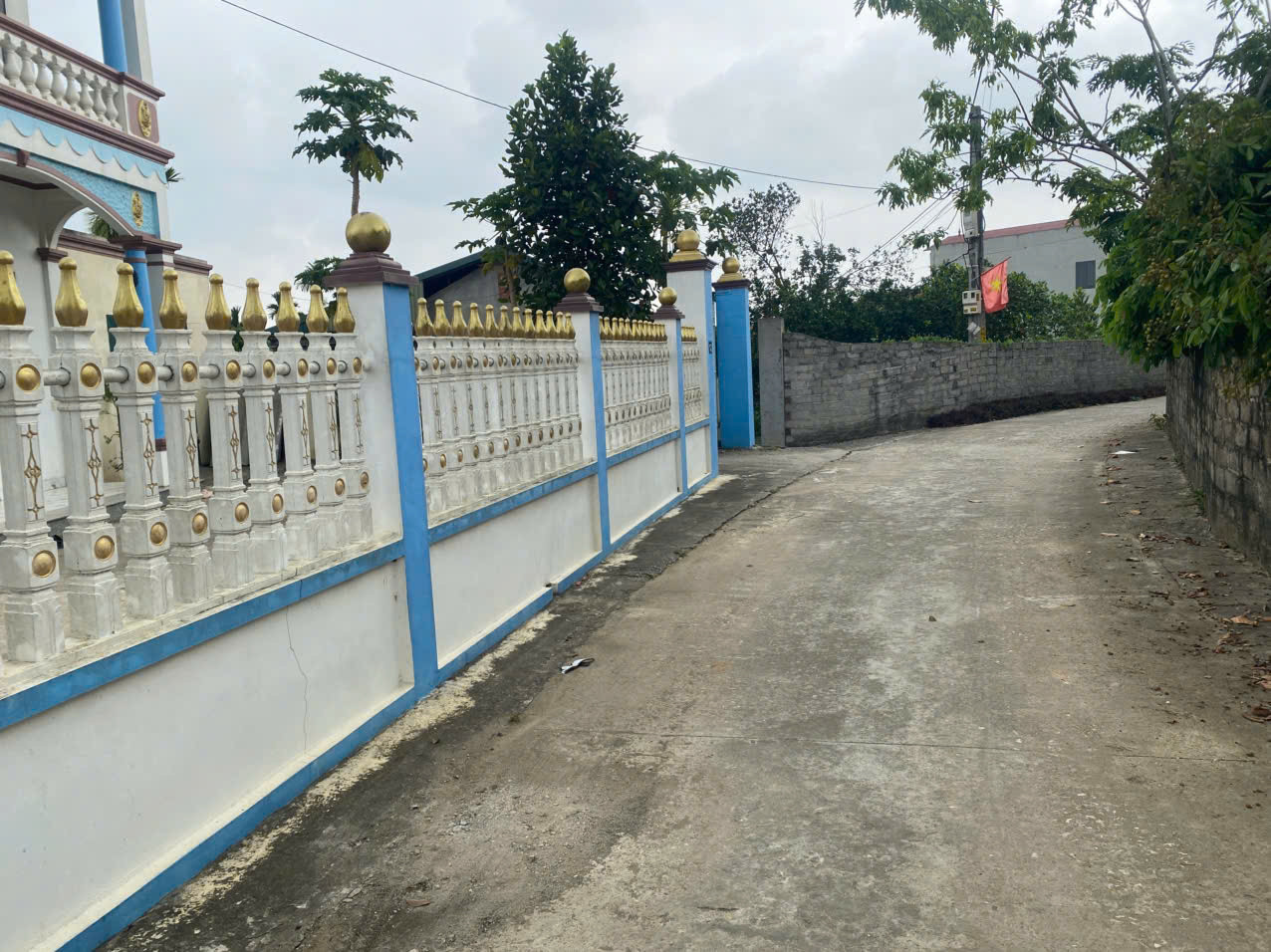 Mảnh đất nghỉ dưỡng view Hồ Cẩm Quỳ tại Ba Trại