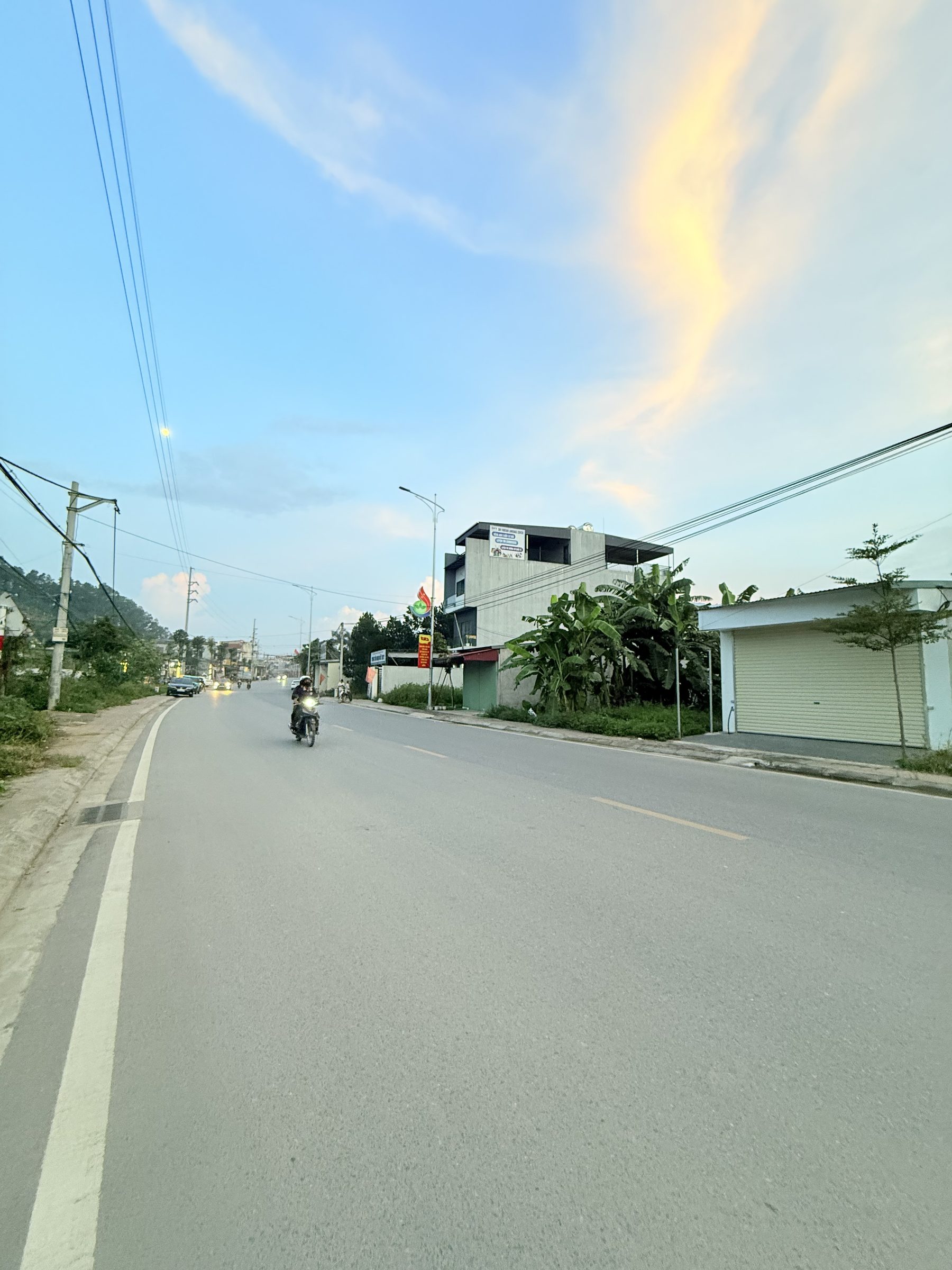Bán Đất 120m2 có sẵn 70 m2 thổ cư giá 3.9 tỷ tại Xã Ba Trại Huyện Ba Vì Hà Nội