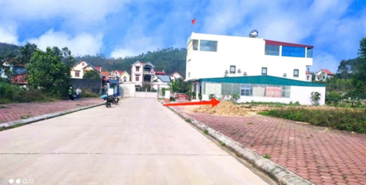 ✅ Đấu giá Yên Sơn - Lục Nam - Bắc Giang
 
👉S=5x20m hành lang 6m , đường rộng 9m
👉dá cắt chỉ còn 15xx
☎️0983088192✈️✈️