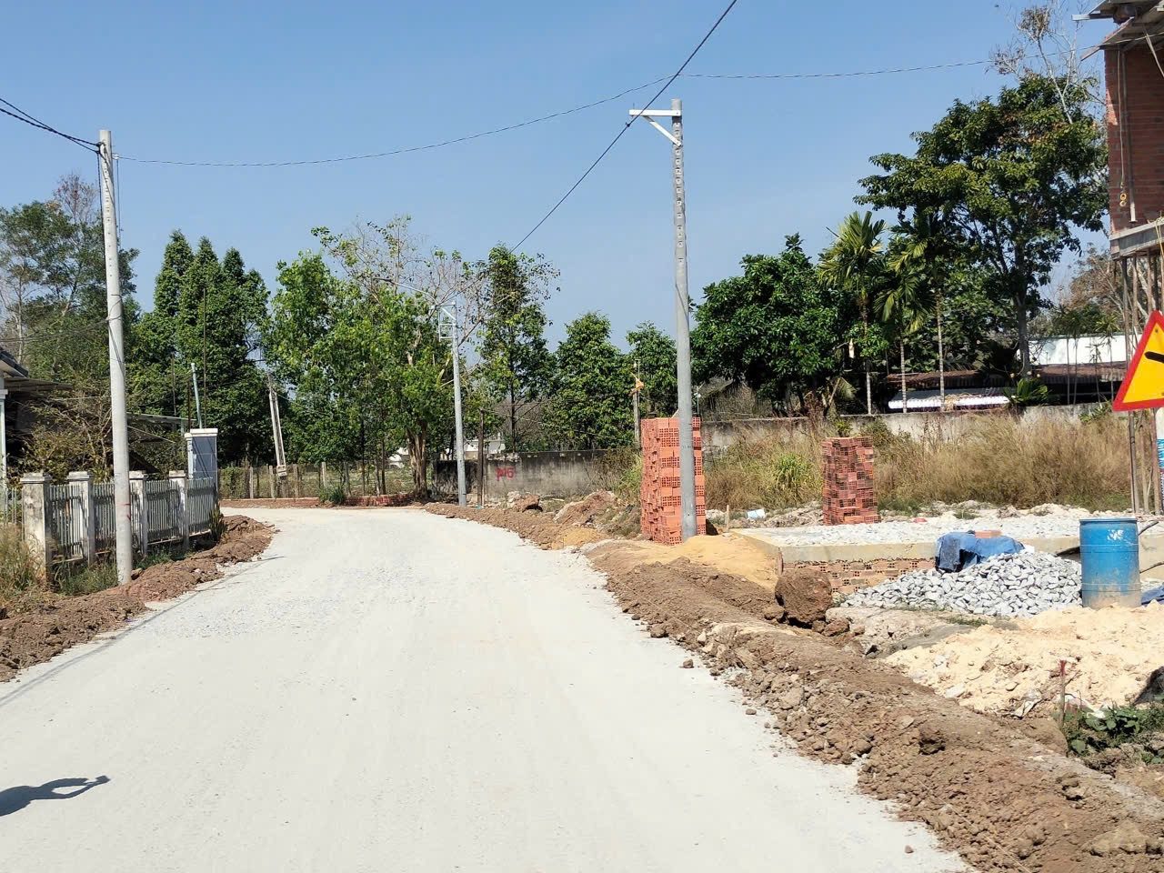 Bán đất 185.4m² có sẵn 80m² thổ cư ngang 5m giá 1.15 tỷ tại Xã Bàu Bàng