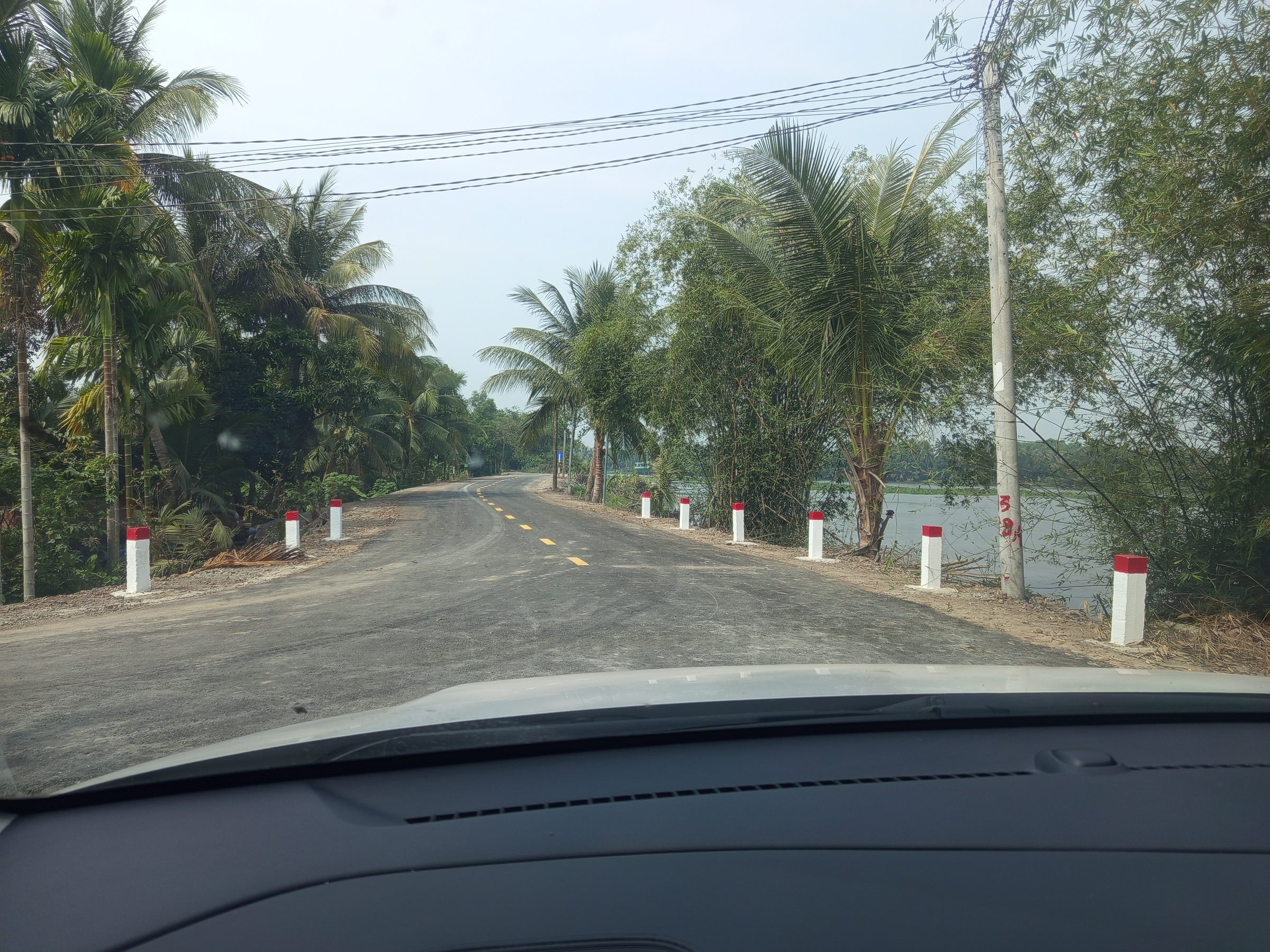 85 măt tiền sông vòn cỏ