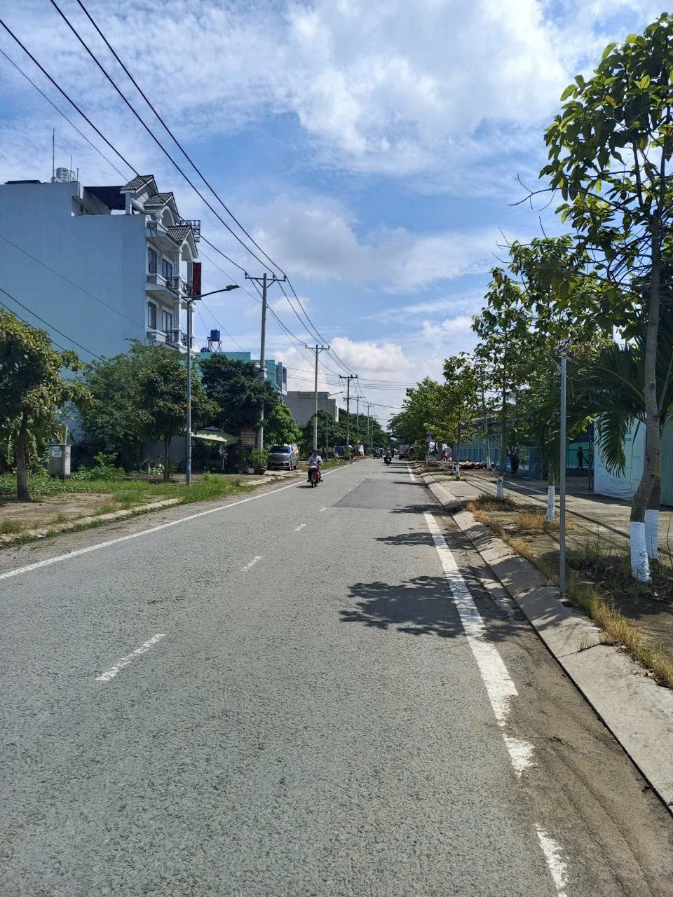 Bán đất 100m² full thổ cư ngang 5m giá 6.1 tỷ tại Xã Bình Hưng