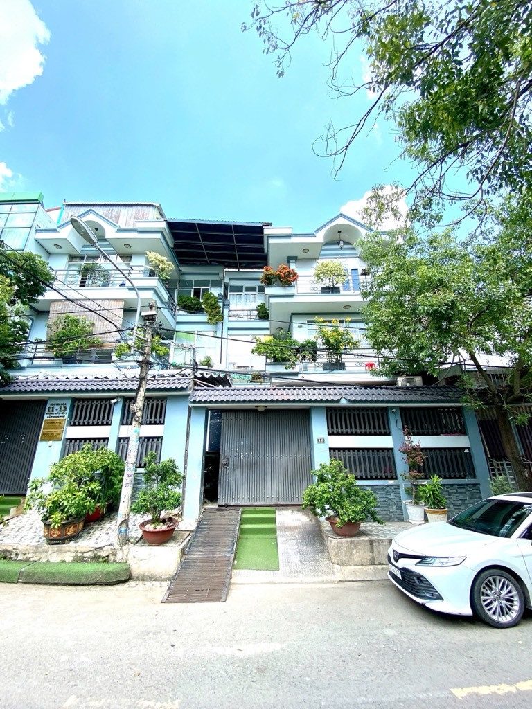 MẶT TIỀN 4 TẦNG VIEW CÔNG VIÊN KDC GIA HOÀ, GẦN BẾN XE Q.8, 160M2, NGANG 8M, HOÀN CÔNG
