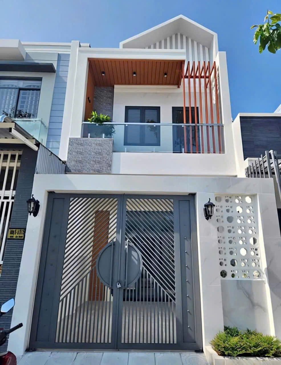 Cần tiền làm ăn nên bán gấp nhà Bình Chánh