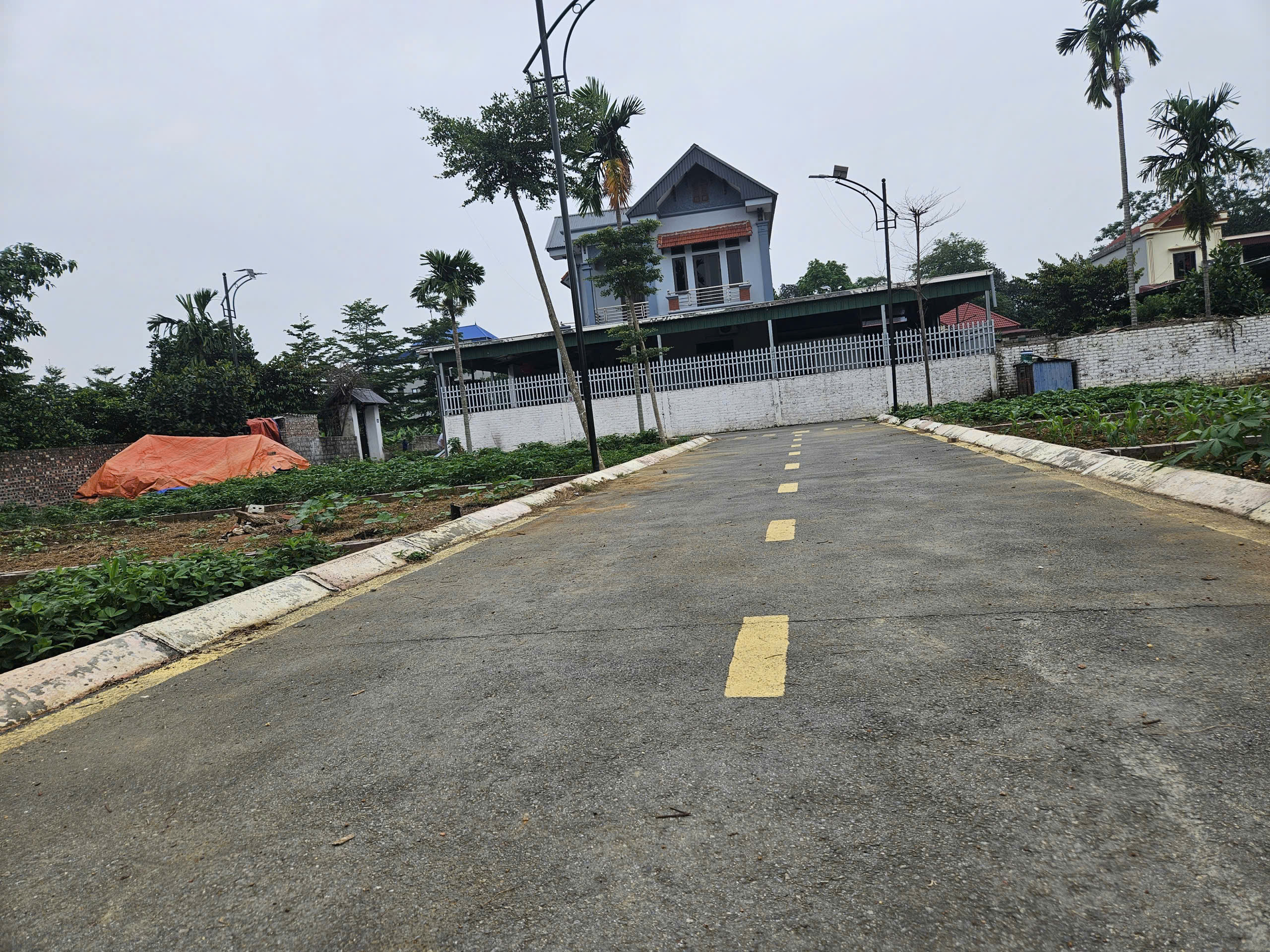 Chính Chủ Bán mảnh đất Gần Trung Tâm Hòa Lạc Và Trục Hồ Tây - BA Vì