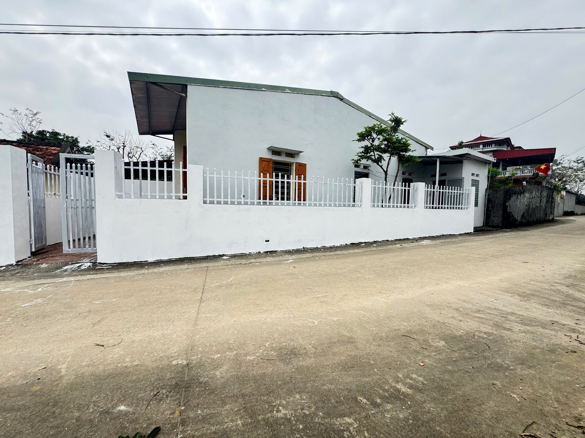 BÁN ĐẤT 64m² CÓ SẴN NHÀ CẤP 4 – LINH SƠN, BÌNH YÊN, THẠCH THẤT