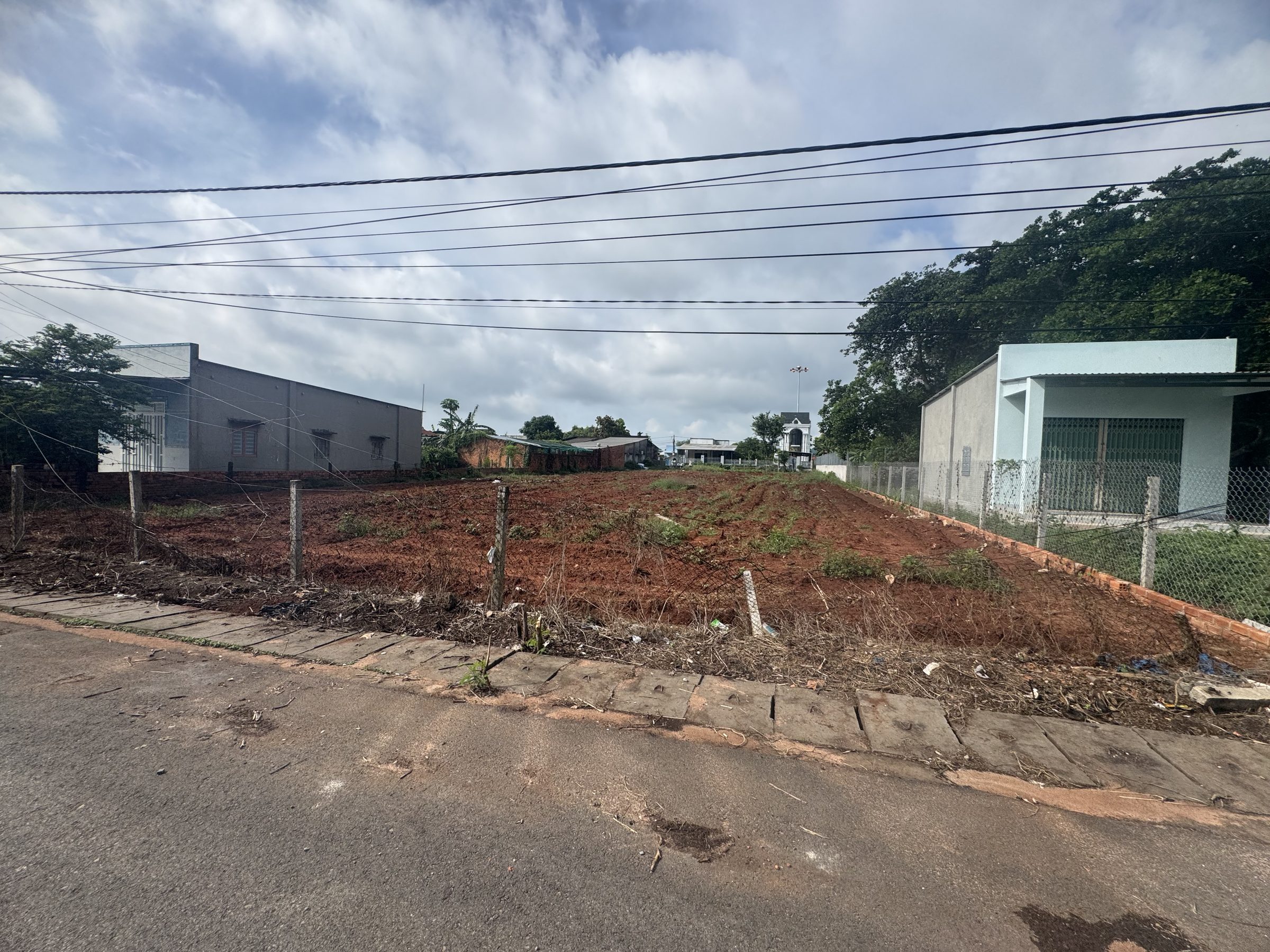 Bán Đất 2000m2 có sẵn 300 m2 thổ cư giá 8.5 tỷ tại Xã Bưng Riềng Huyện Xuyên Mộc Bà Rịa - Vũng Tàu