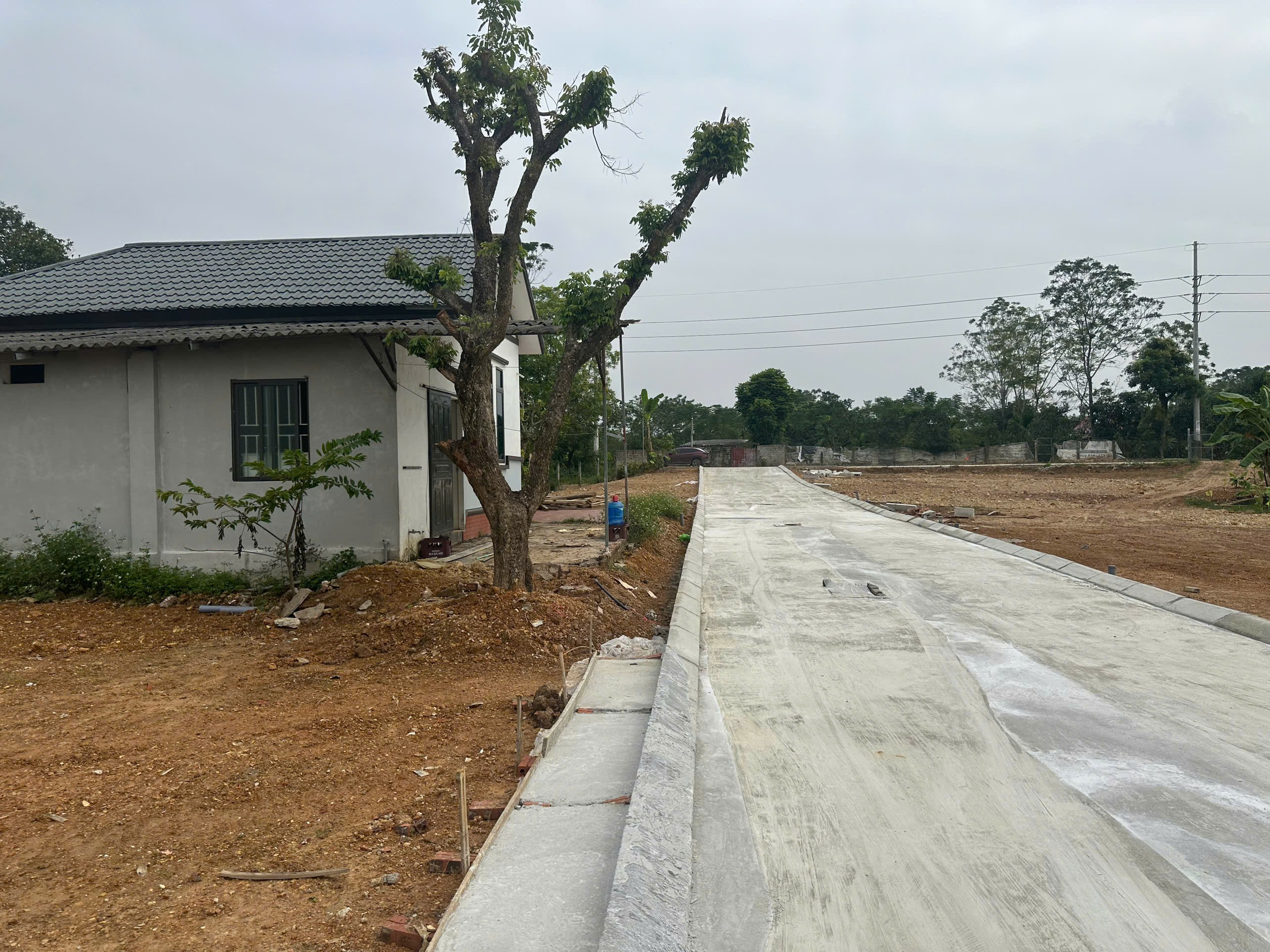 Bán đất ba vì 100m sẵn sổ giá f0