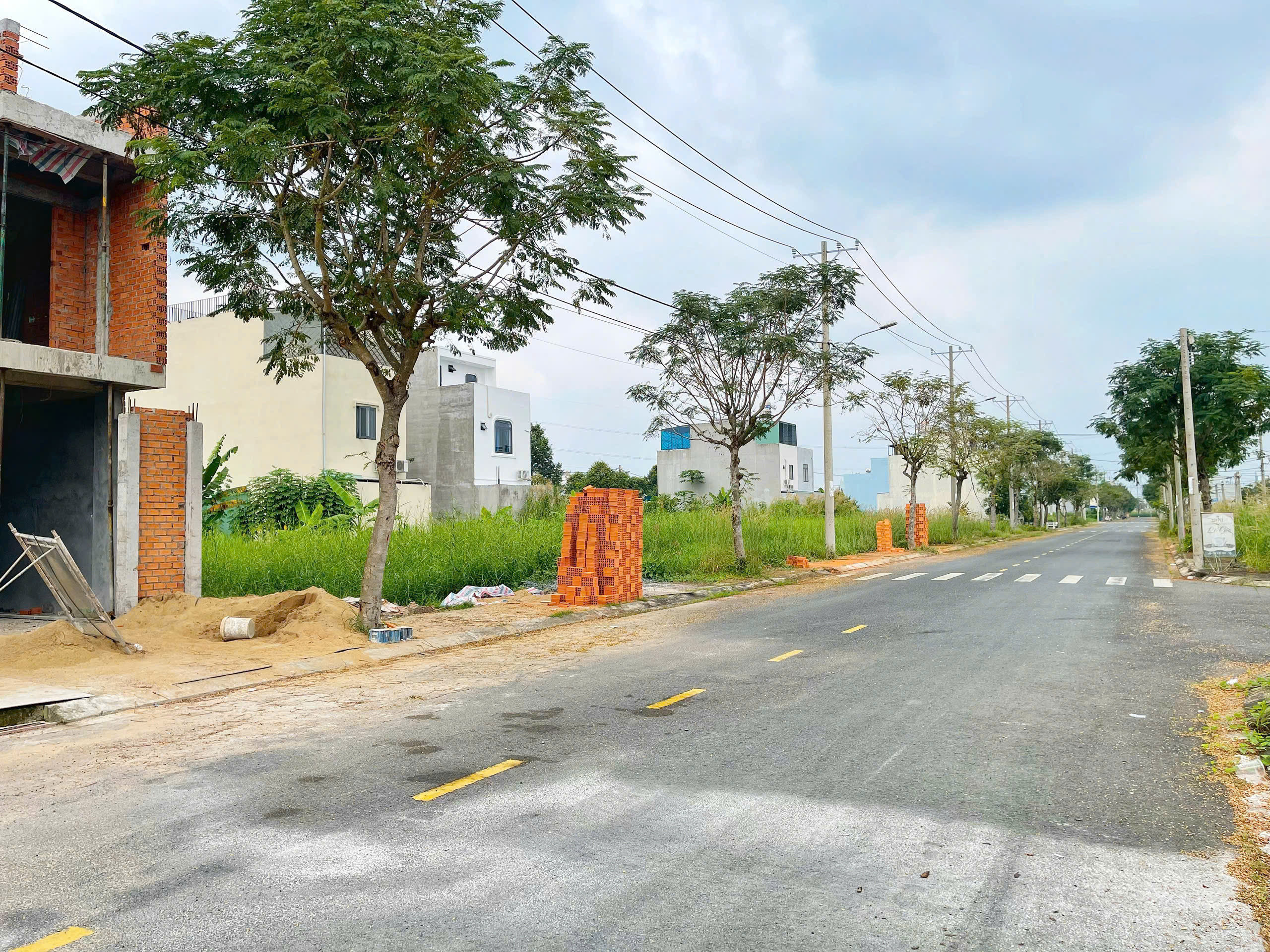 Bán đất view Phố đi bộ, Sài Gòn Village, 120m² ngang 6m giá 3.6 tỷ Xã Cần Giuộc