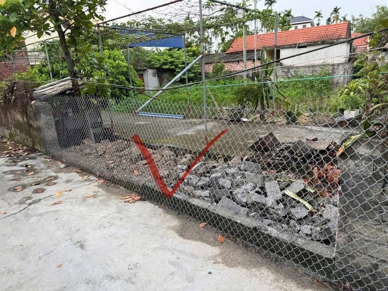 🔥  BÁN LÔ ĐẤT ĐẸP CAO NHÂN – 90m ngõ oôt
L/h:076.231.9990 e Thúy 

📐 Diện tích: 90m²
📏 Mặt tiền: 5,42m
✨ Nở hậu đẹp, phong thủy tốt

✅ Đất vuông vắn, dễ thiết kế xây dựng
✅ Khu dân cư đông đúc, an ninh tốt
✅ Phù hợp an cư hoặc đầu tư lâu dài