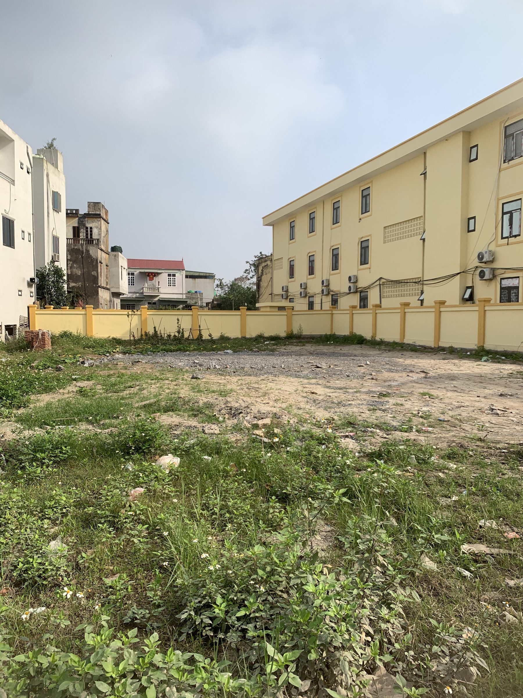 Bán đất 190m² ngang 9m giá 20 tỷ Xã Châu Ninh Vị trí Trung tâm Dự án sân golf Trump International Hưng Yên