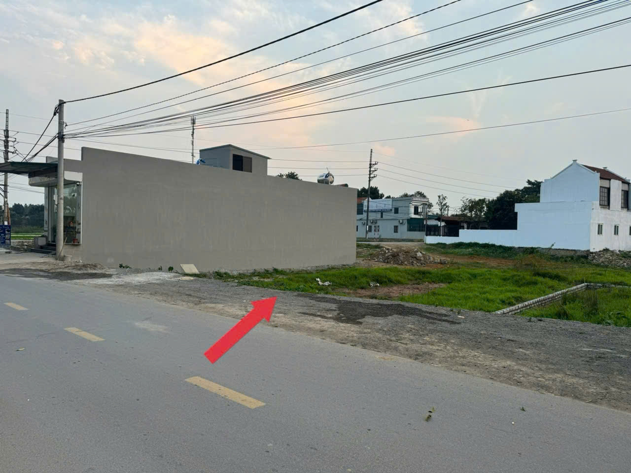 BÁN  ĐẤT TRỤC CHÍNH KINH DOANH TẠI CỔ ĐÔNG