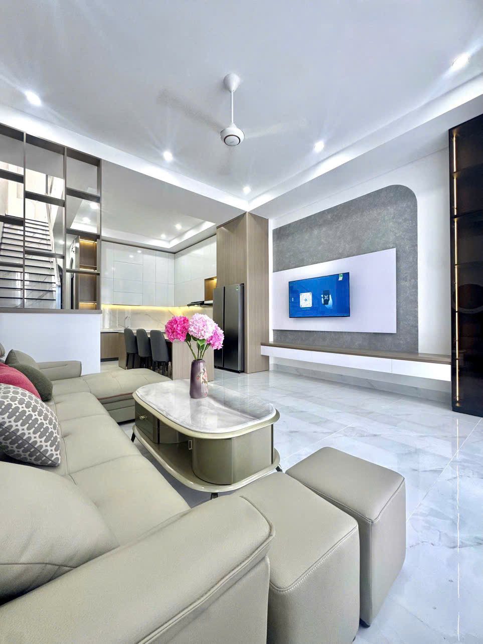🏡 NHÀ ĐẸP TÂM HUYẾT HẺM Y MOAN – THIẾT KẾ HIỆN ĐẠI, FULL NỘI THẤT CAO CẤ