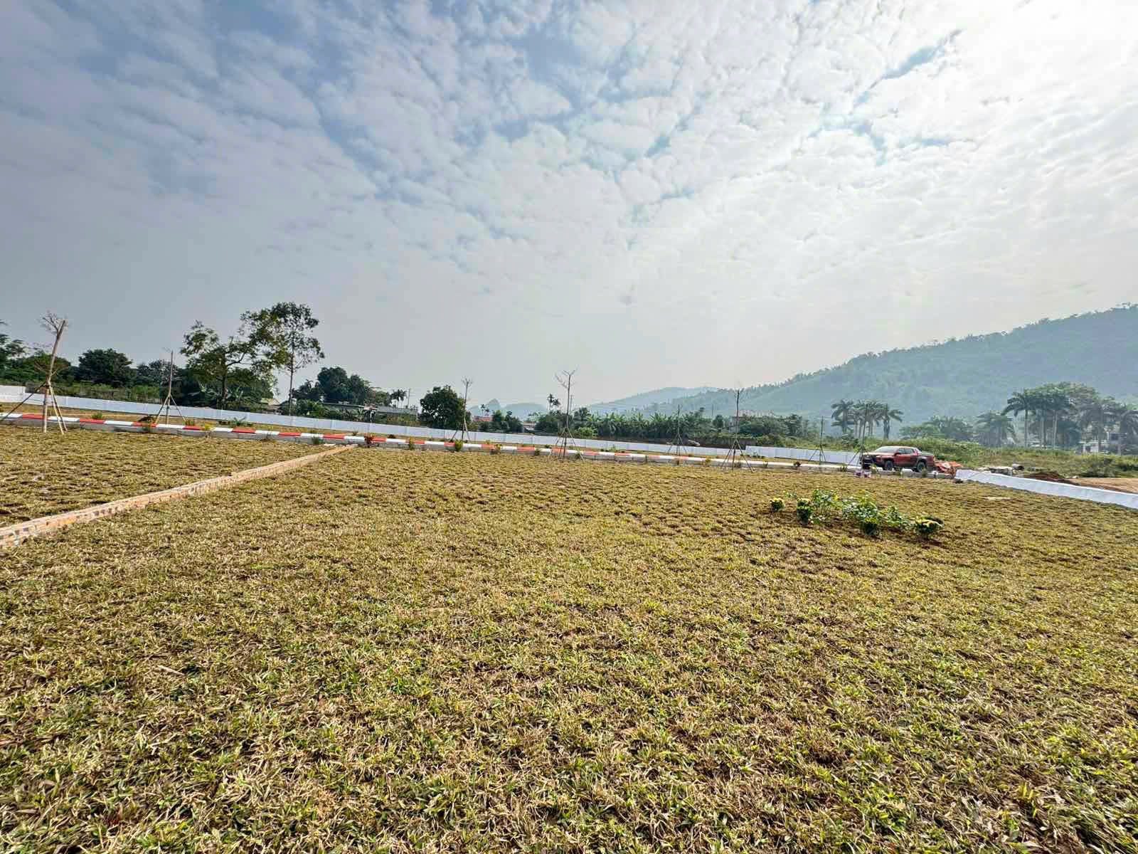 LÔ GÓC 590m² – 2 MẶT TIỀN – TRUNG TÂM VÙNG DU LỊCH NGHỈ DƯỠNG Cư Yên