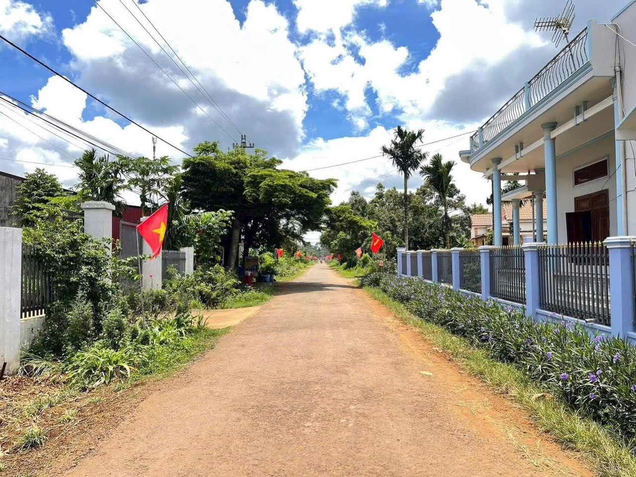 Bán đất 200m² giá 460 triệu Xã Cuôr Đăng