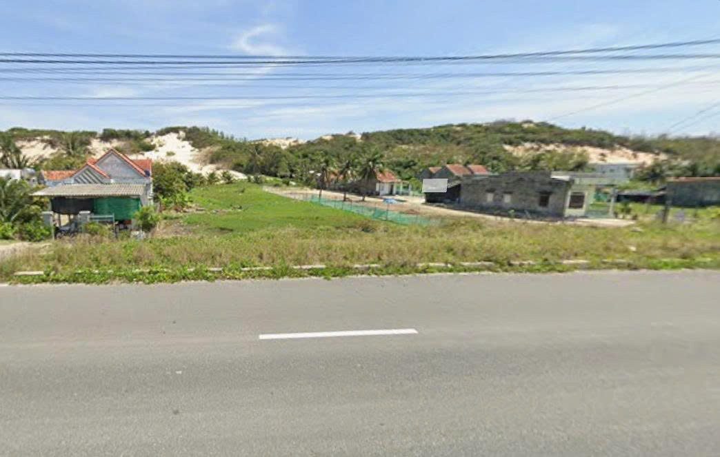 Bán đất 1702.6m² có sẵn 100m² thổ cư ngang 24m giá 8.5 tỷ tại Xã Đại Lãnh