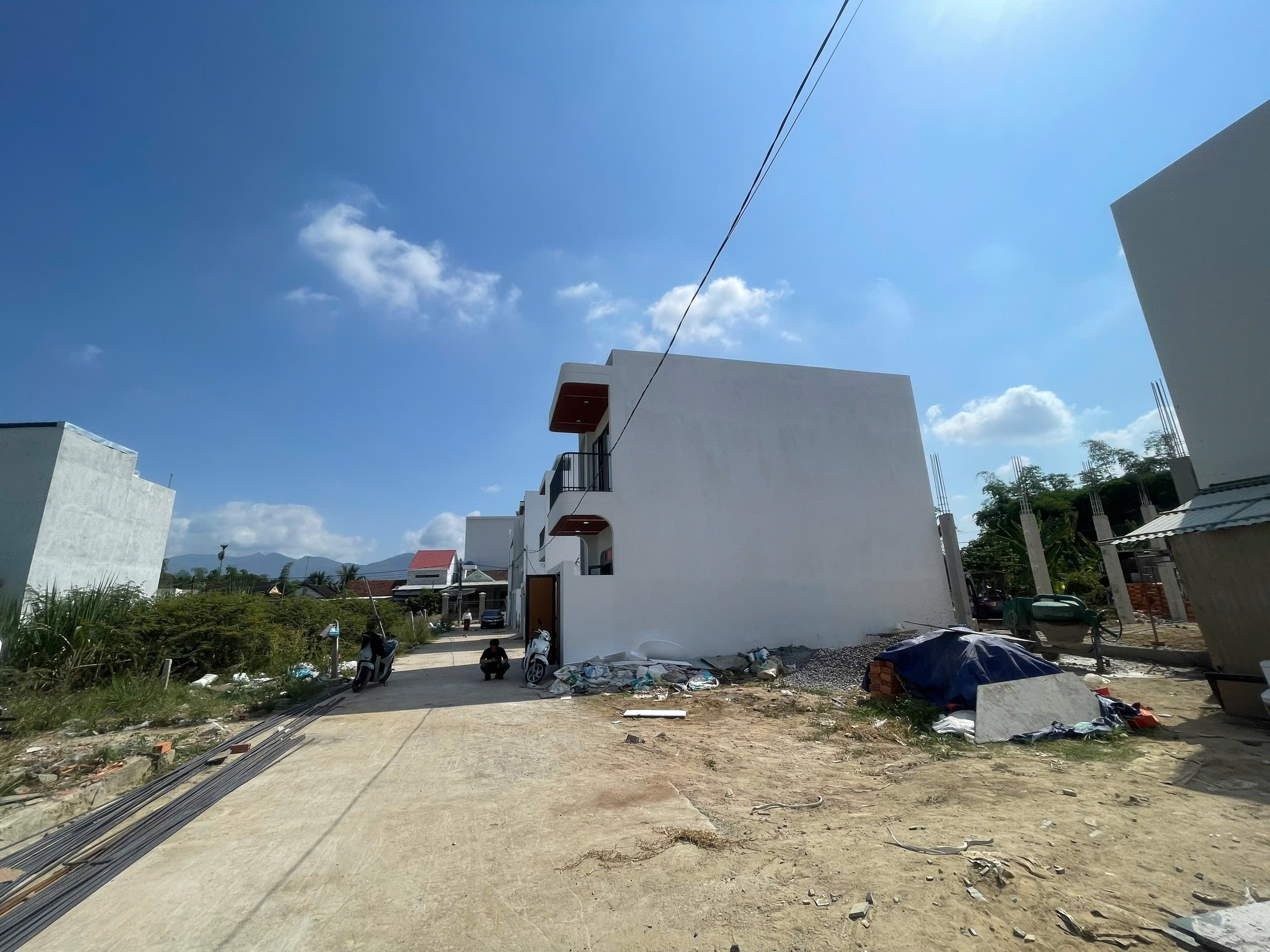 Đất Nền  Phú Ân Nam , Diên An Xã Diên Khánh 
- Chỉ 1 Tỷ 490 
- Diện Tích : 62m2 ( Ngang 5 ) 
- Hướng Tây
- Đường 5m
