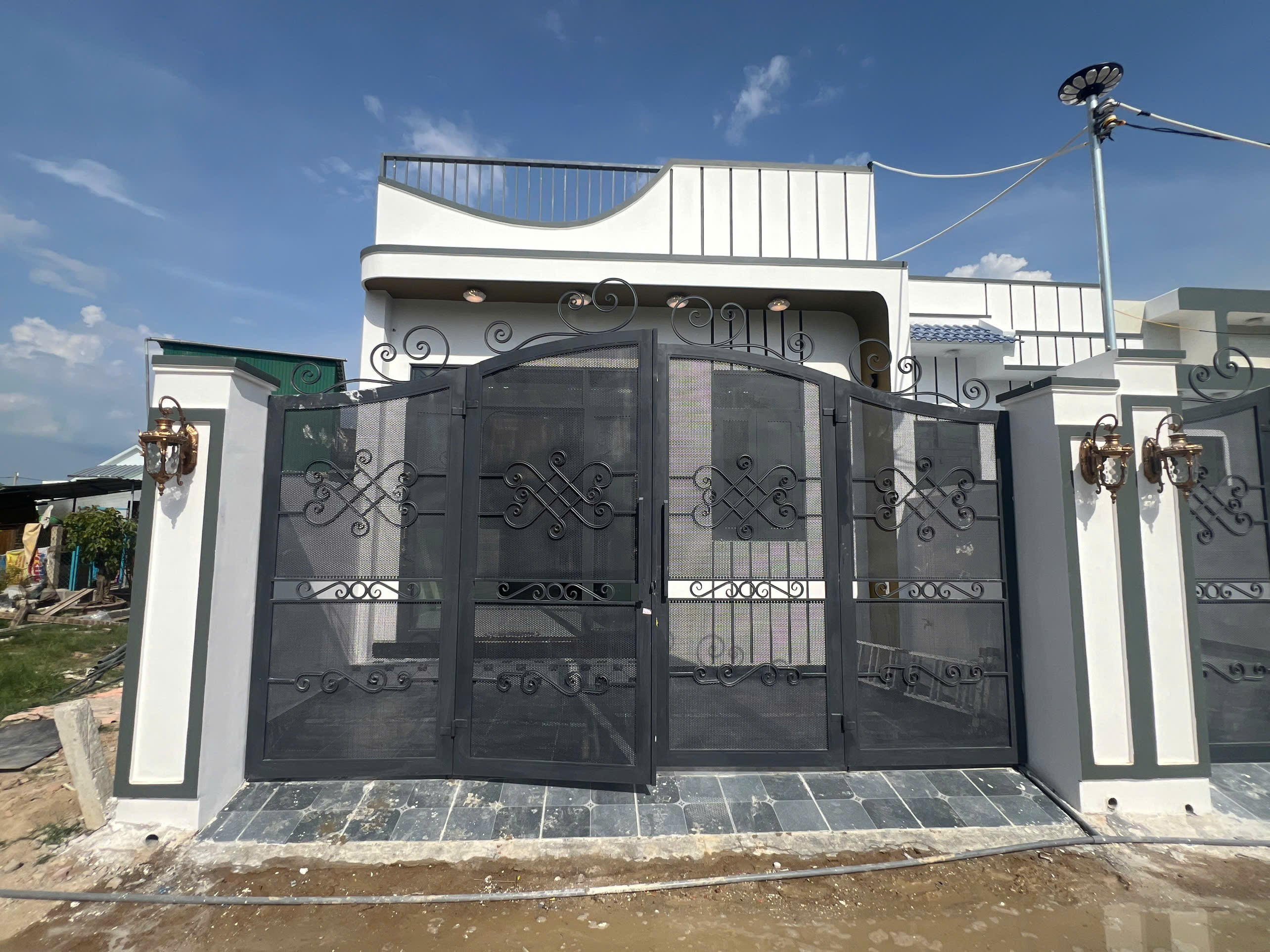 BÁN NHÀ DIÊN ĐIỀN, DT 80 M2 GIÁ 1,38 TỶ LH 0932428126