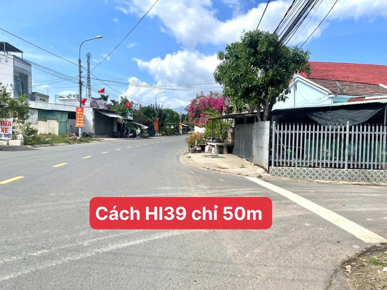 💥 Bán đất Diên Hoà Nằm sau lưng trường Trần Đại nghĩa
– Dt 134 m2 full thổ ngang 6m, tặng thêm 20m ngoài sổ. Đường bê tông 3m5 ô tô tận nơi