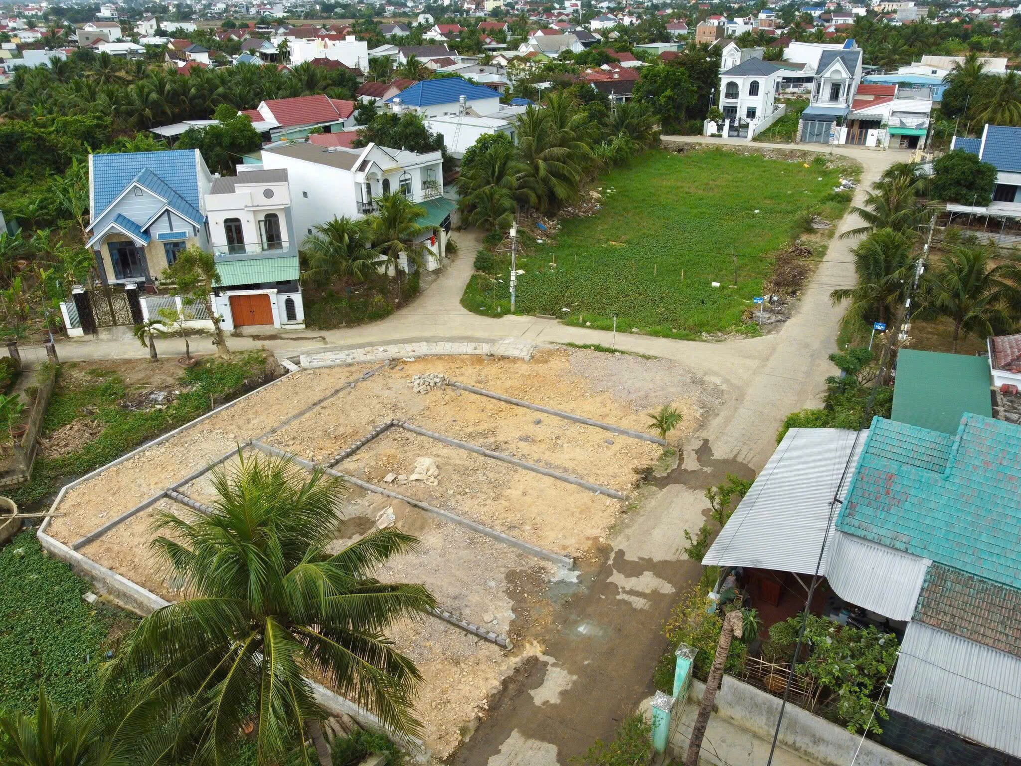CHỈ 800tr CÓ NGAY 81m2 NGÃ 3, MẶT ĐƯỜNG BETONG THÔNG NGANG 6 DIÊN ĐIỀN