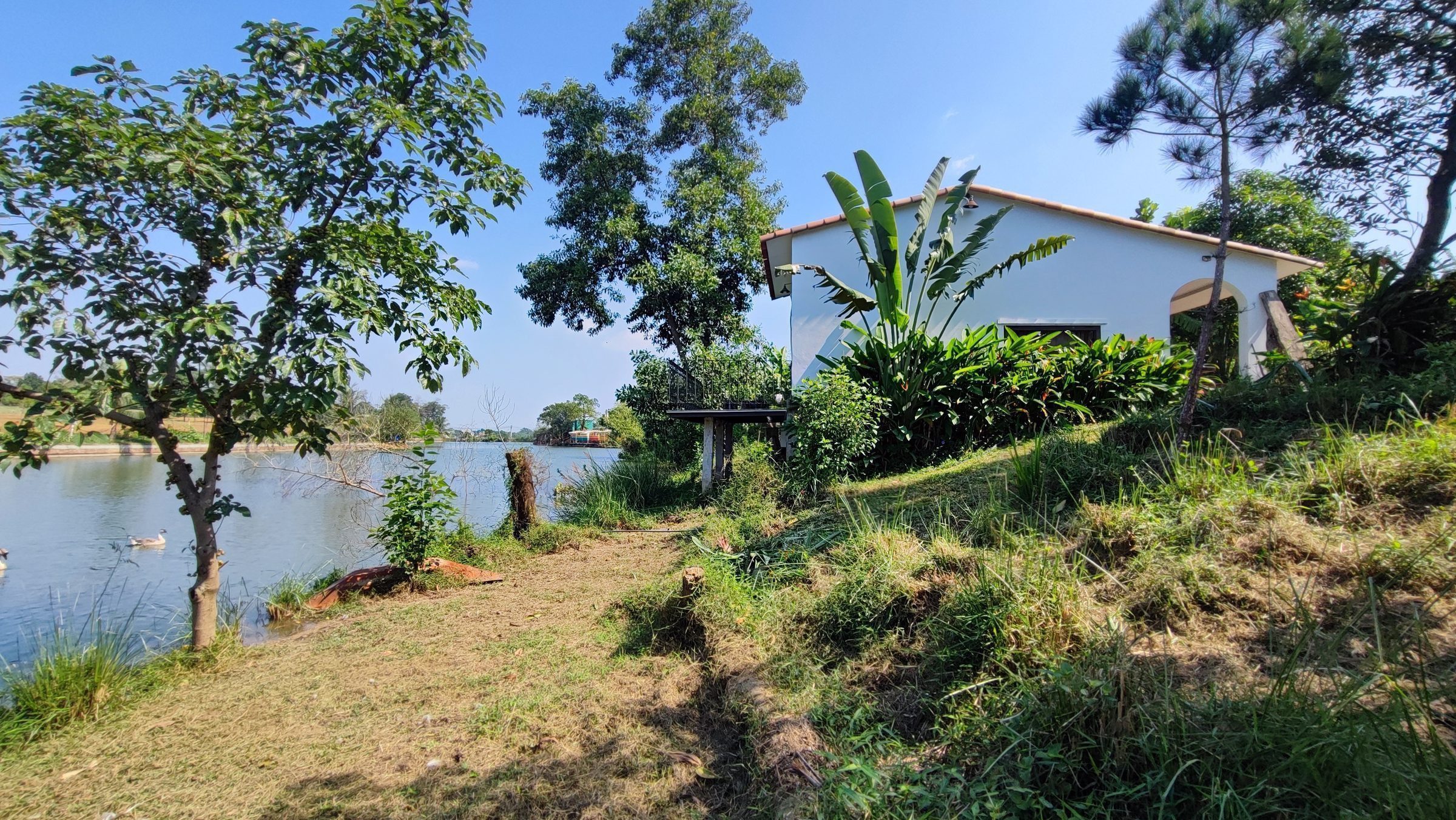 🏞️ GIẢM CHÀO HƠN 3 TỶ BÁN NHANH - ĐẤT BÁM HỒ TỰ NHIÊN TẠI HÀ NỘI, KHOẢNG 4000m²; CÁCH TRUNG TÂM HN 40 PHÚT LÁI XE