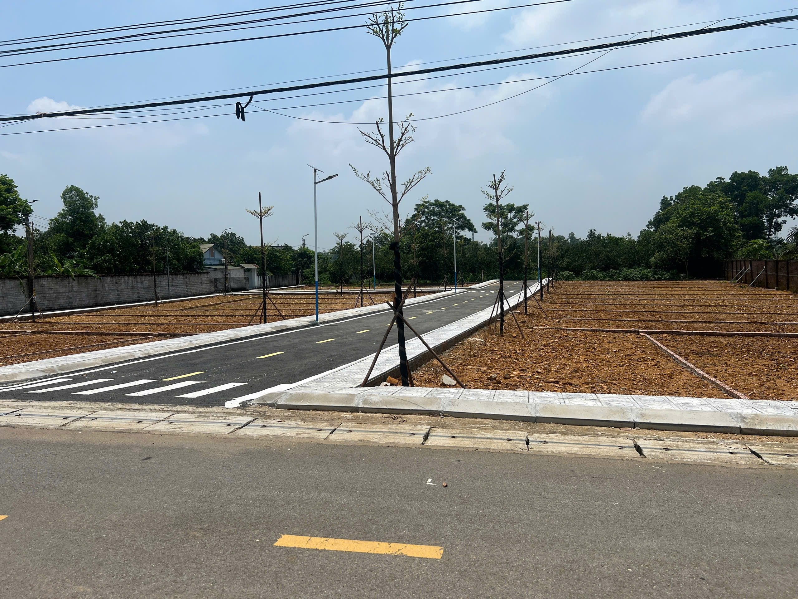 Bán đất 100m² ngang 6m giá 3.5 tỷ Xã Đoài Phương