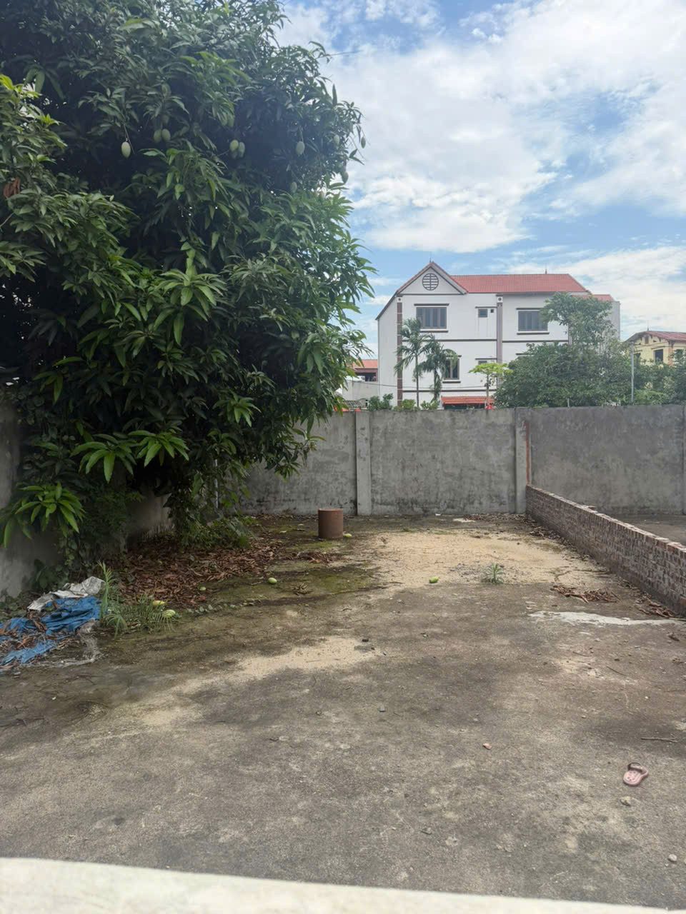 Cần bán lô đất 55 m tại Lộc Hà - Đông Anh , cách 150m ra Vinhomes Cổ Loa .