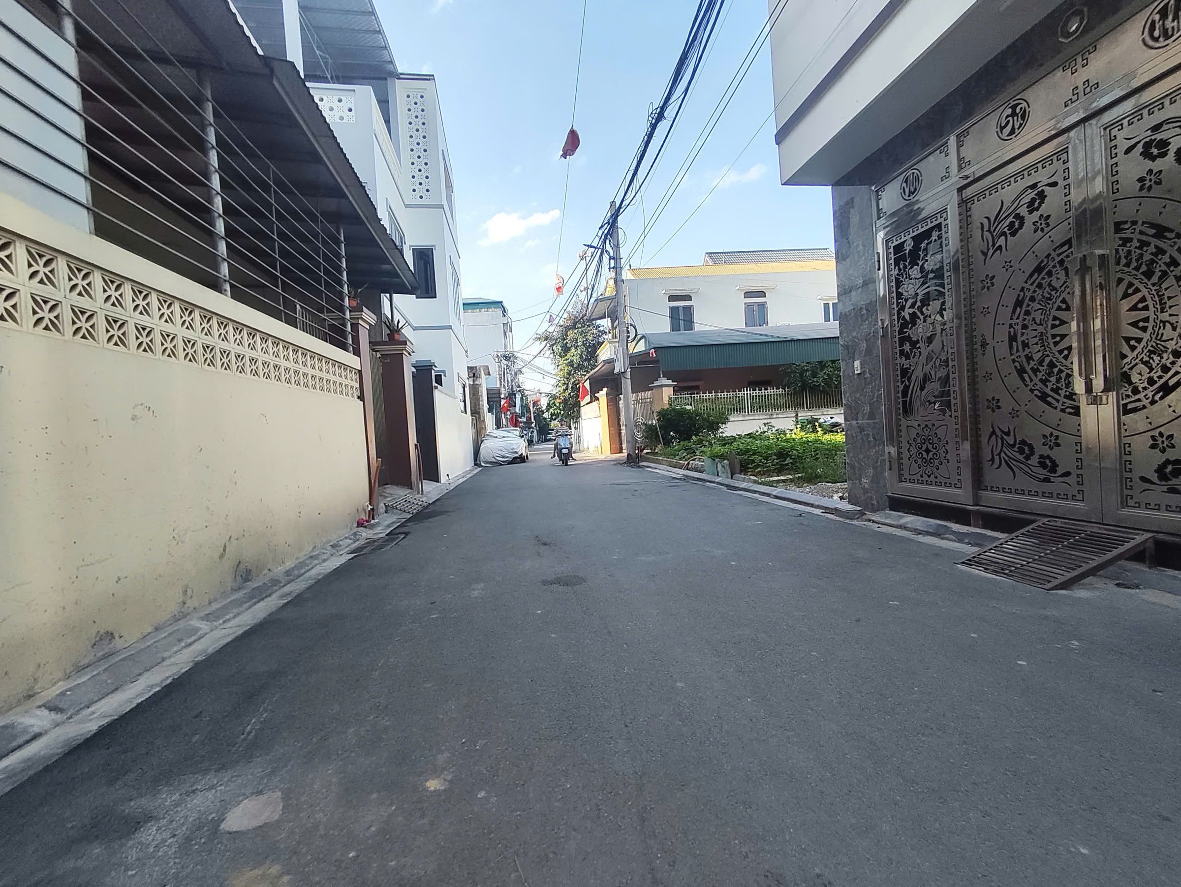 Bán đất Thôn Đông Việt Hùng xã Đông Anh 91m2 giá chỉ hơn 5 tỷ xíu đường ô tô tránh