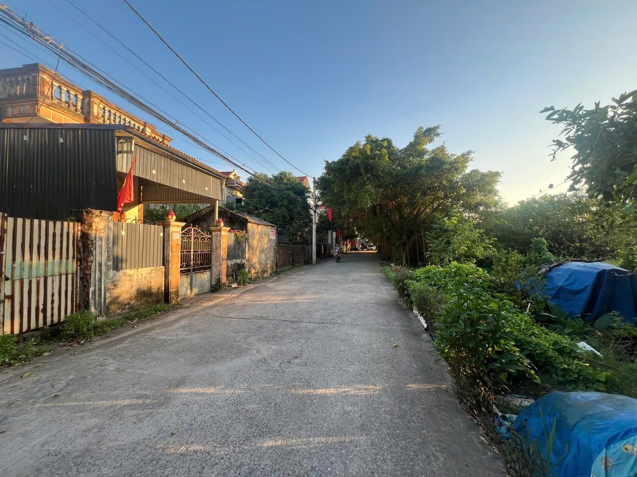 Bán 66,8m2 đất bìa Lương Nỗ giá chỉ 183tr.m2 full thổ cư siêu đẹp