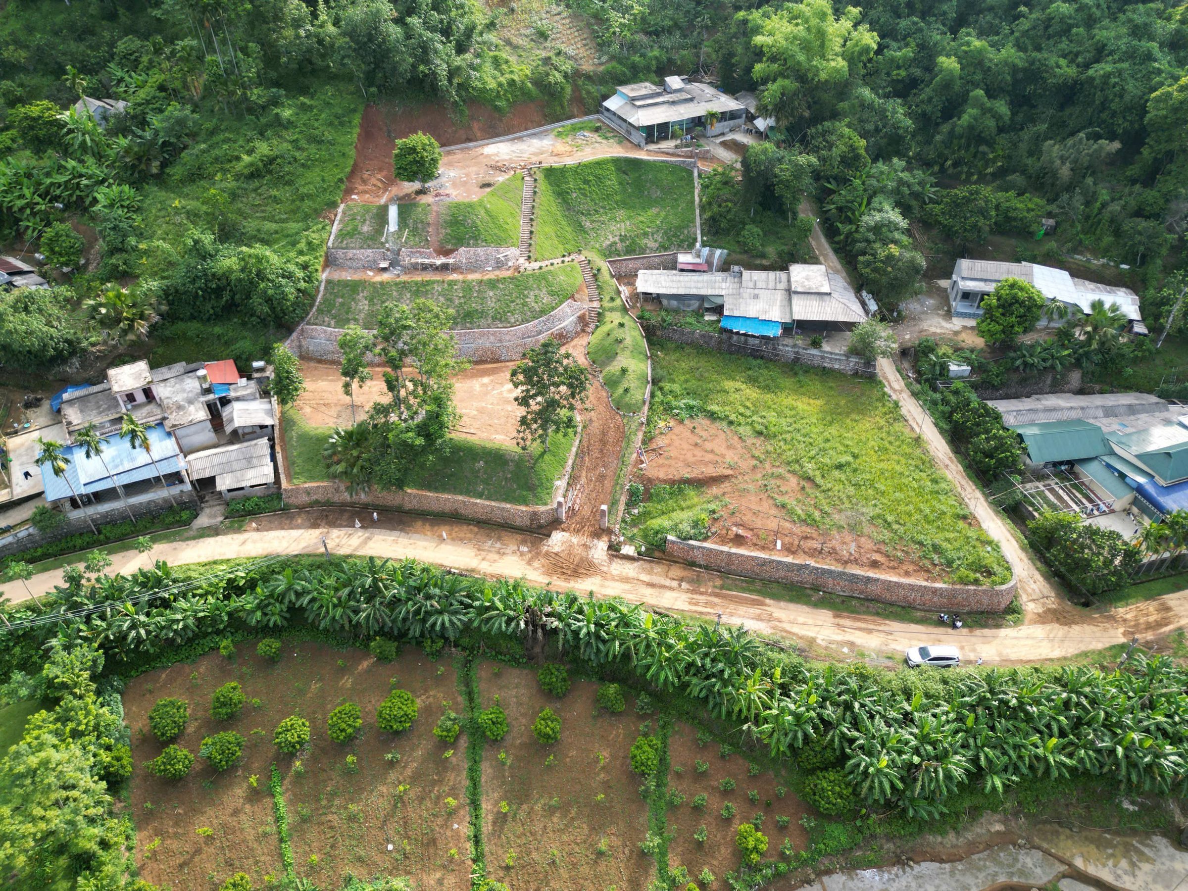Bán Đất 3348m2 có sẵn 3348 m2 thổ cư giá 5000 tỷ tại Xã Đông Bắc Huyện Kim Bôi Hòa Bình