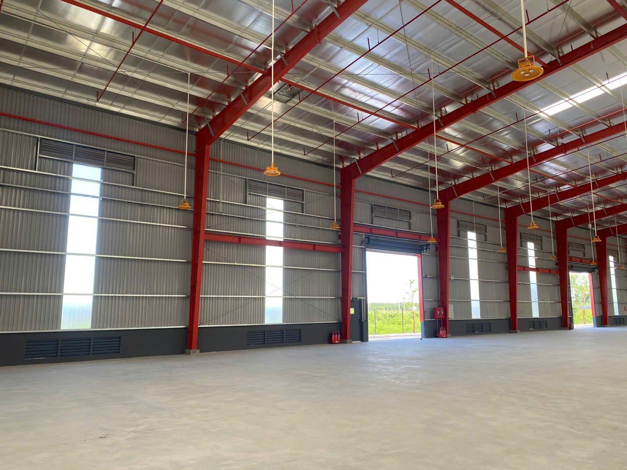 NHÀ XƯỞNG ĐẸP XUẤT SẮC MỚI 100% CHO THUÊ
(KCN NAM HÀ Bình Thuận - giáp Đồng Nai)