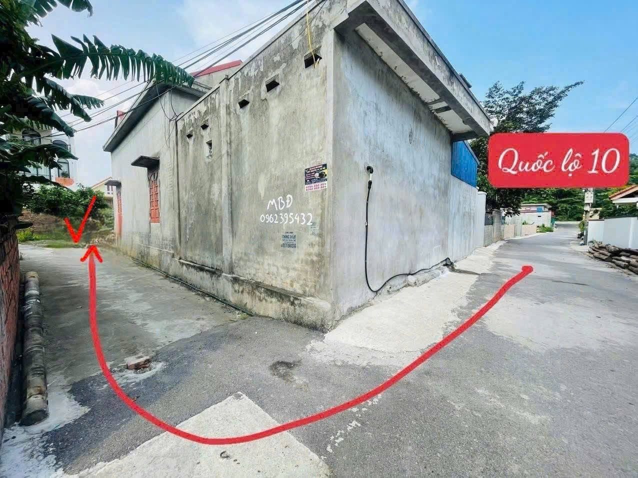 🔥 Đất Đông Sơn  2 lô liền kề- gần quốc lộ 10
L/h;076.231.9990 em Thuýs 

👉 Diện tích 65m². Hướng Tây bắc
👉 Đường ô tô ,không lỗi lầm phong thuỷ
👉 Cách quốc lộ 10 đúng 120m. Bán kính 300m là trường ,chợ , Vinmart...
💸 Chỉ 1 tỷ2xxtr