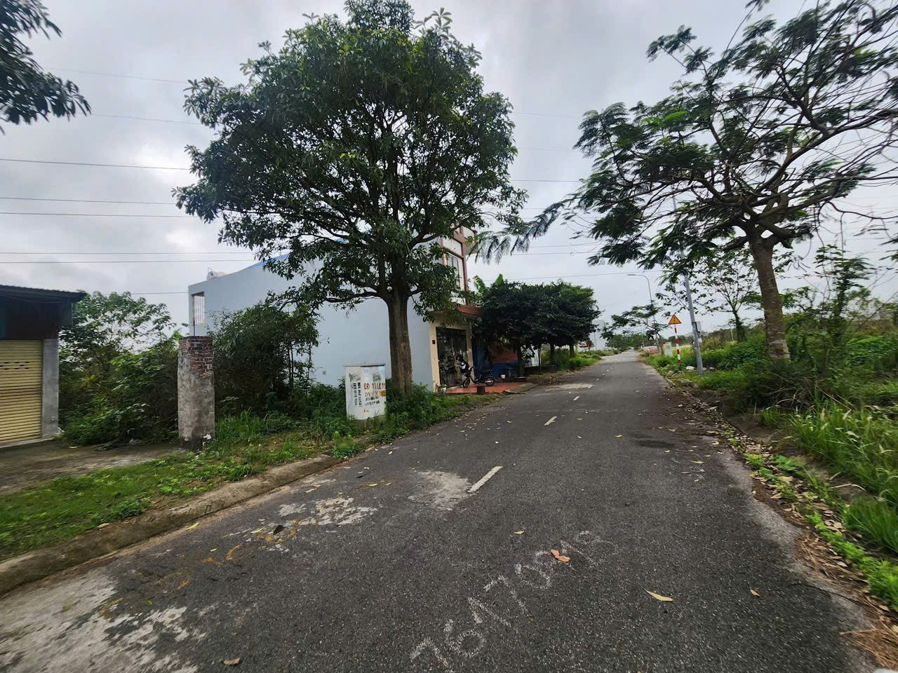Bán nhà hộ phụ Xi Măng 78.75m2 Bạch Mai, Đồng Thái, An Dương. Giá 3,9 tỷ.
