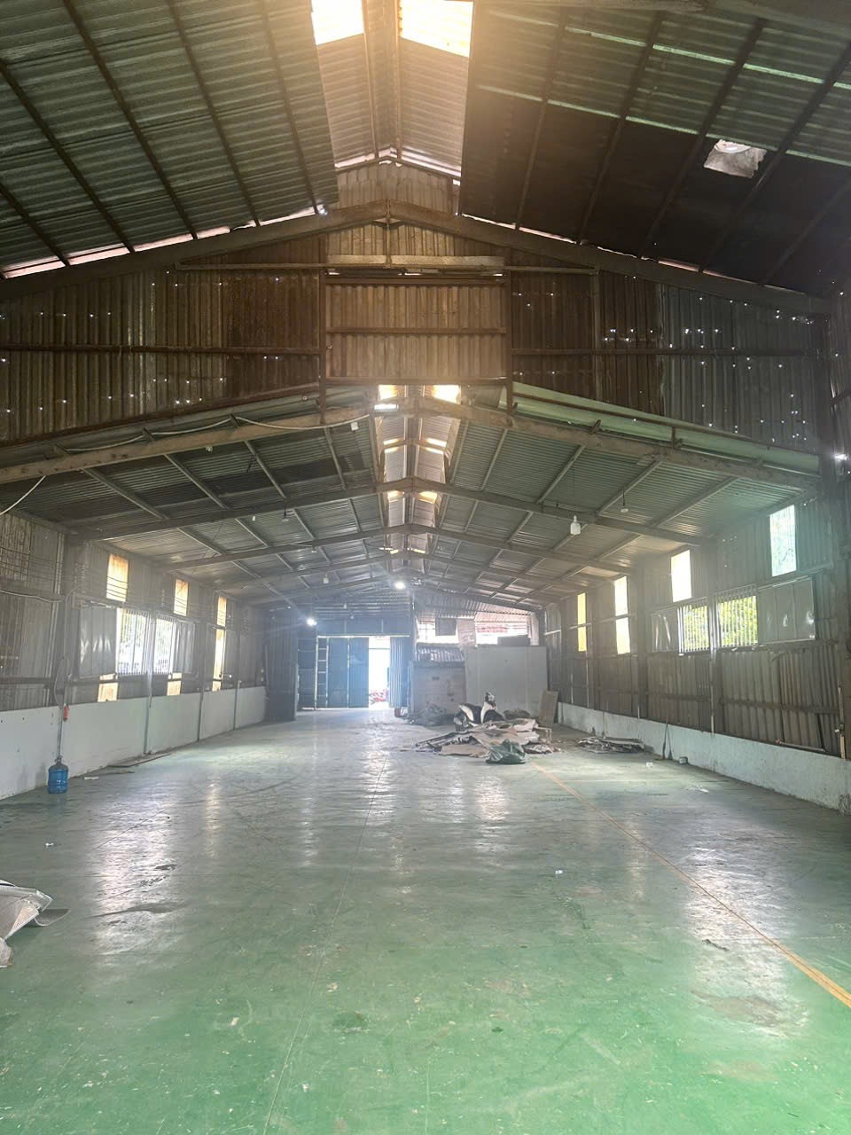 Kho xưởng cho thuê 600m2 MT Bùi Công Trừng Hóc Môn