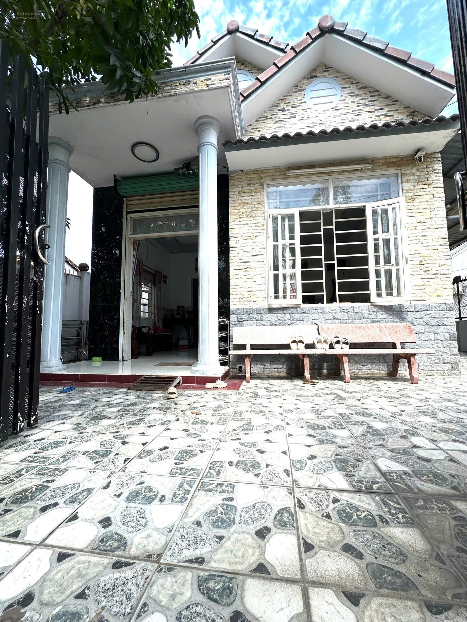 Bán Nhà riêng 200m2 có sẵn 120 m2 thổ cư giá 4 tỷ tại Xã Đông Thạnh Huyện Hóc Môn TP. Hồ Chí Minh