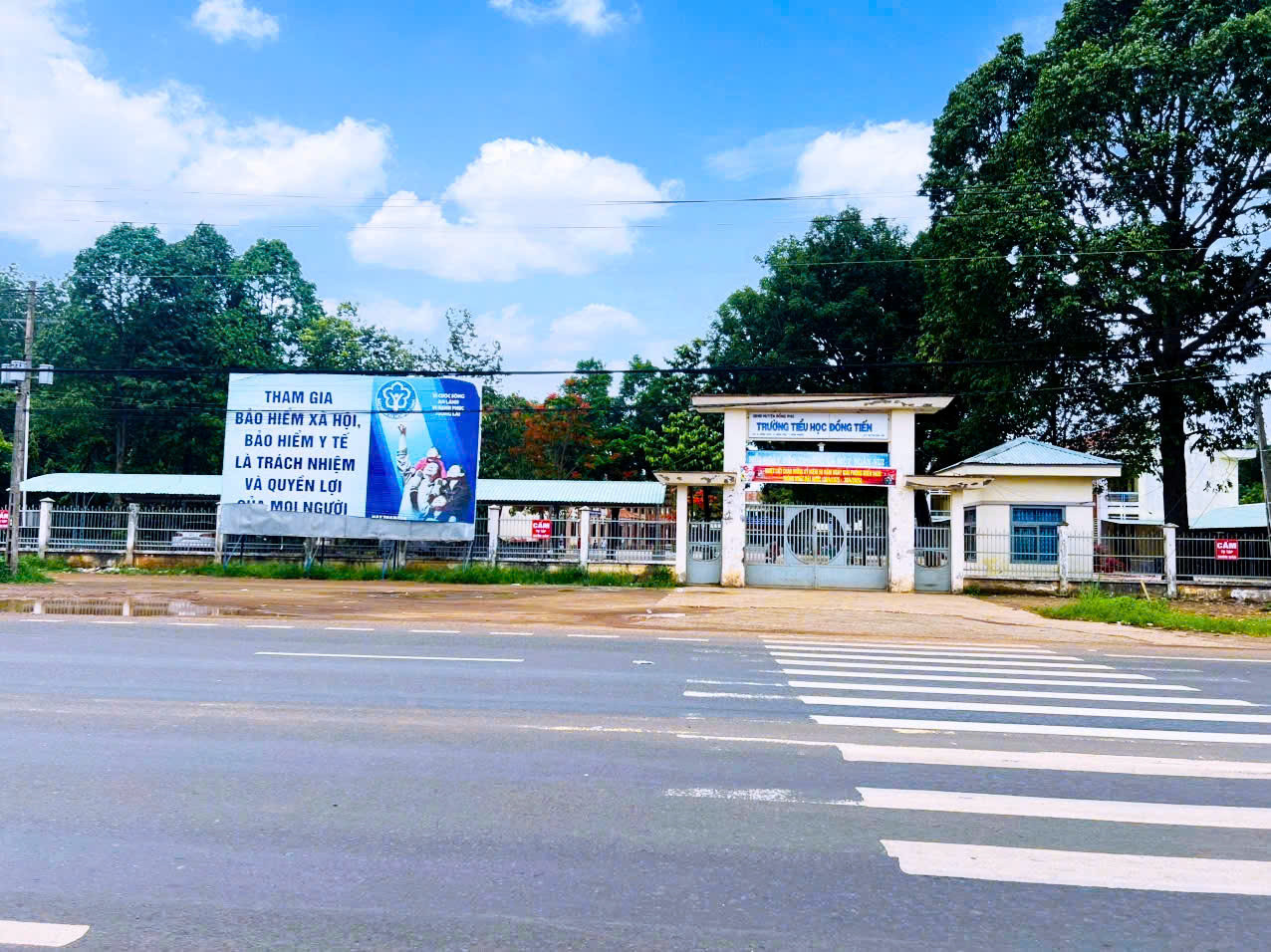 1,2 sào sẵn 100m2 thổ cư giáp suối  370 triệu sang sổ
